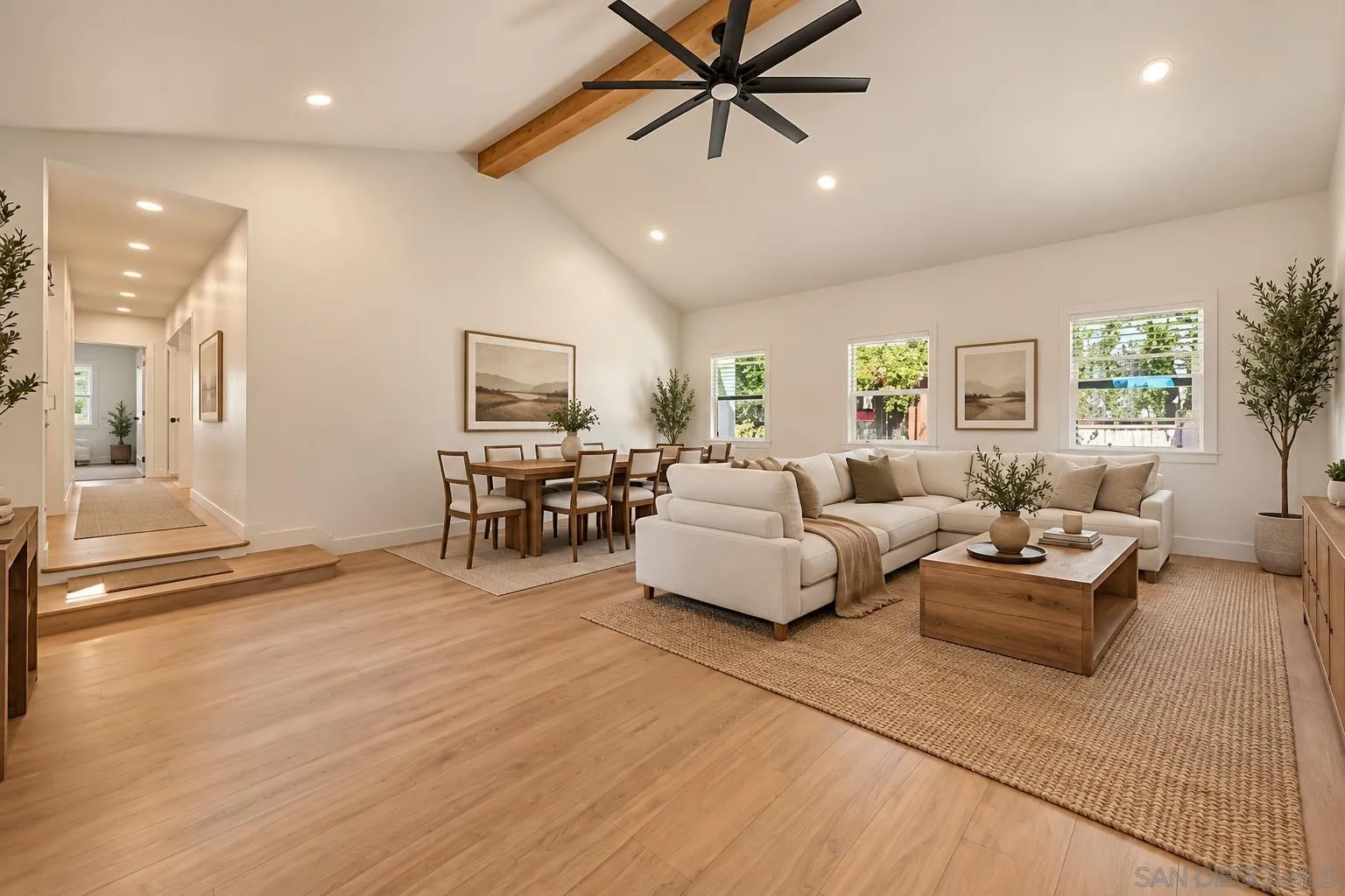 210 S Orange Ave, Fallbrook, CA 92028 - Photo 5 of 38, Fallbrook, CA