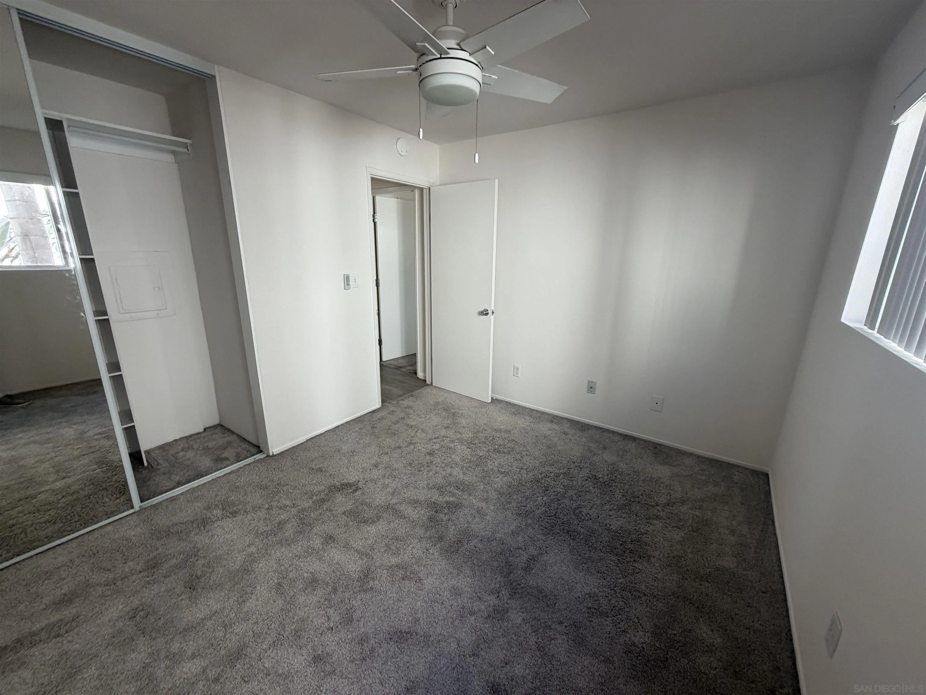 1112 Thomas Avenue, San Diego, CA 92109, photo 24