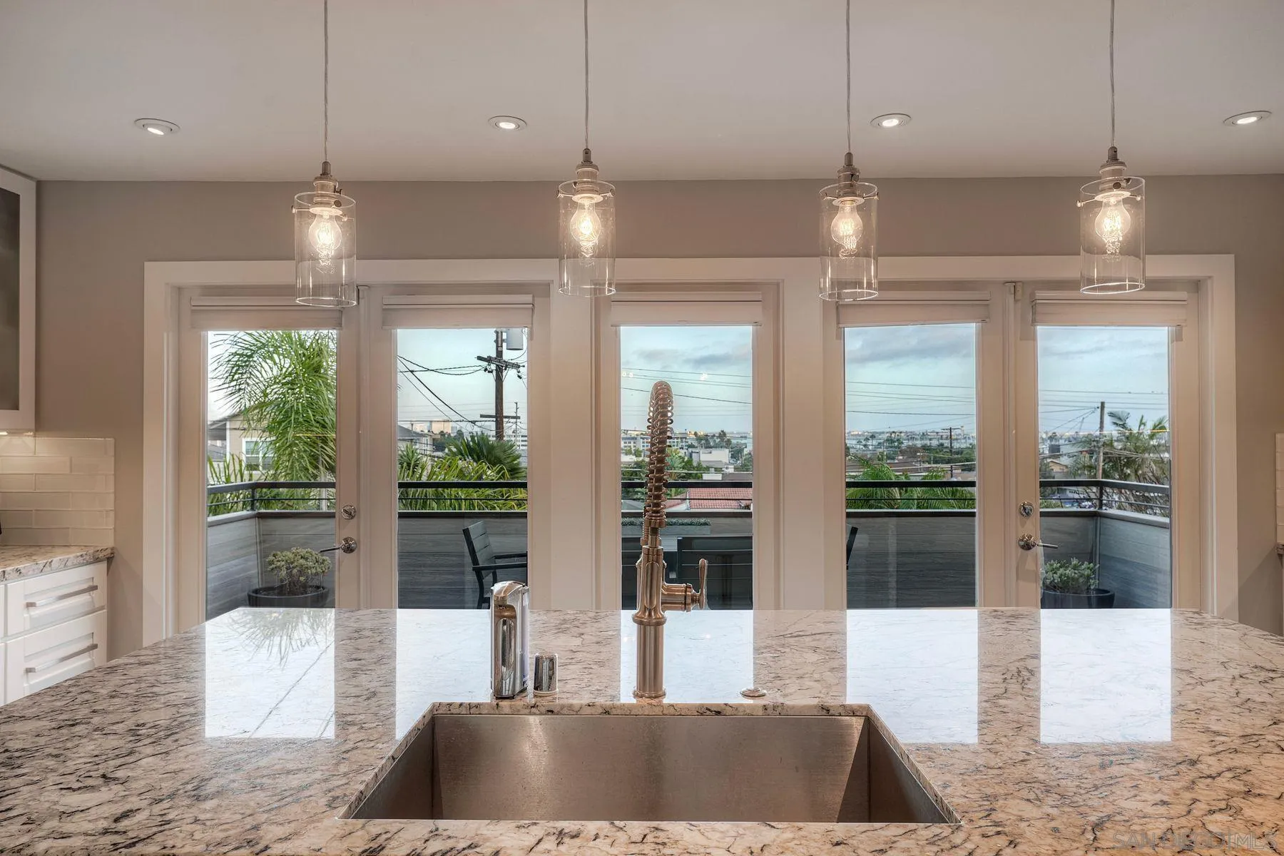 1616 Willow St, San Diego, CA 92106 - Main photo, San Diego, CA