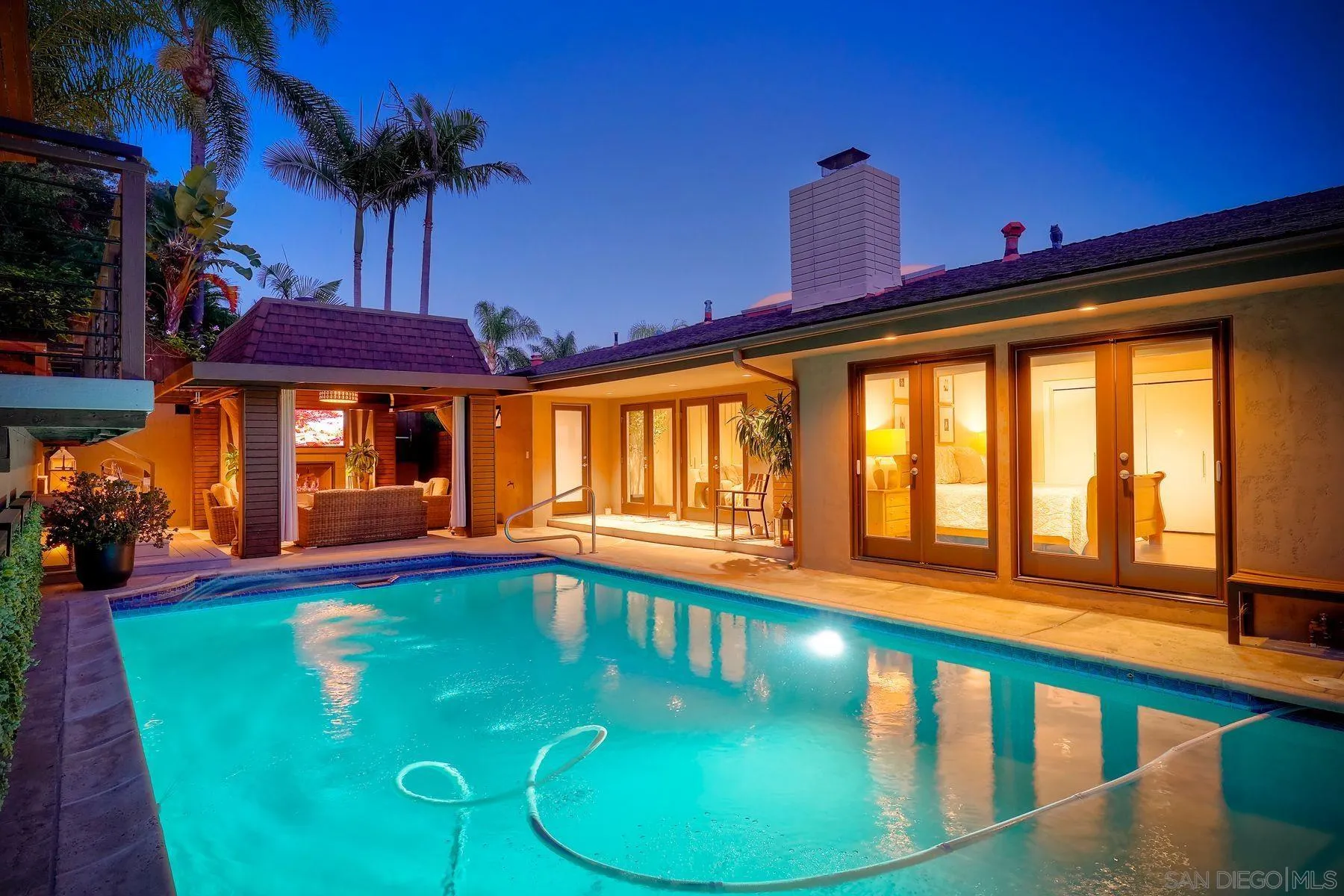 https://cdn.realtyfeed.com/cdn/127/260023424/53c1ce433bb9260d464927cd7727d672.webp