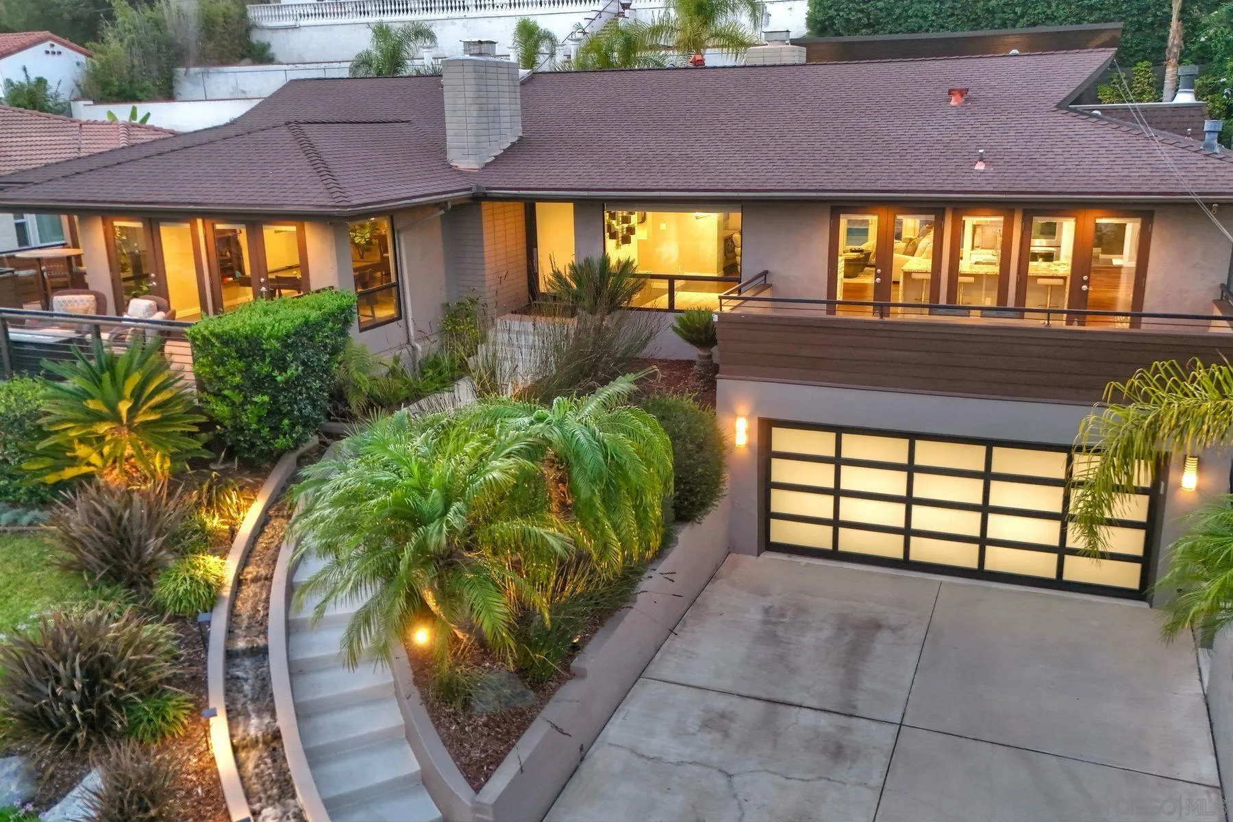 https://cdn.realtyfeed.com/cdn/127/260023424/6ae7732ef3937a401793c995e1b6cea9.webp