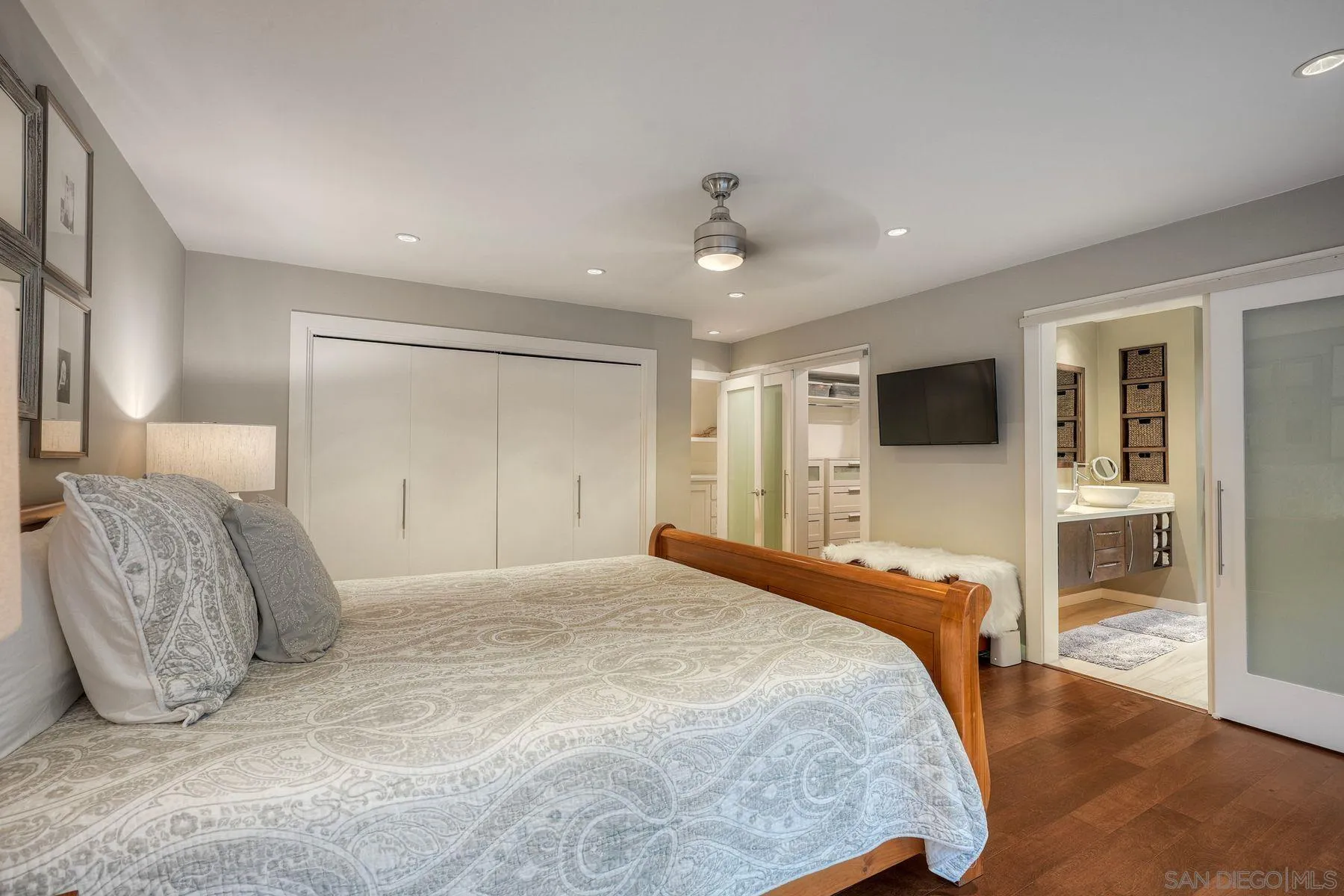 https://cdn.realtyfeed.com/cdn/127/260023424/742b0eee211d3d285d770924331c9c69.webp