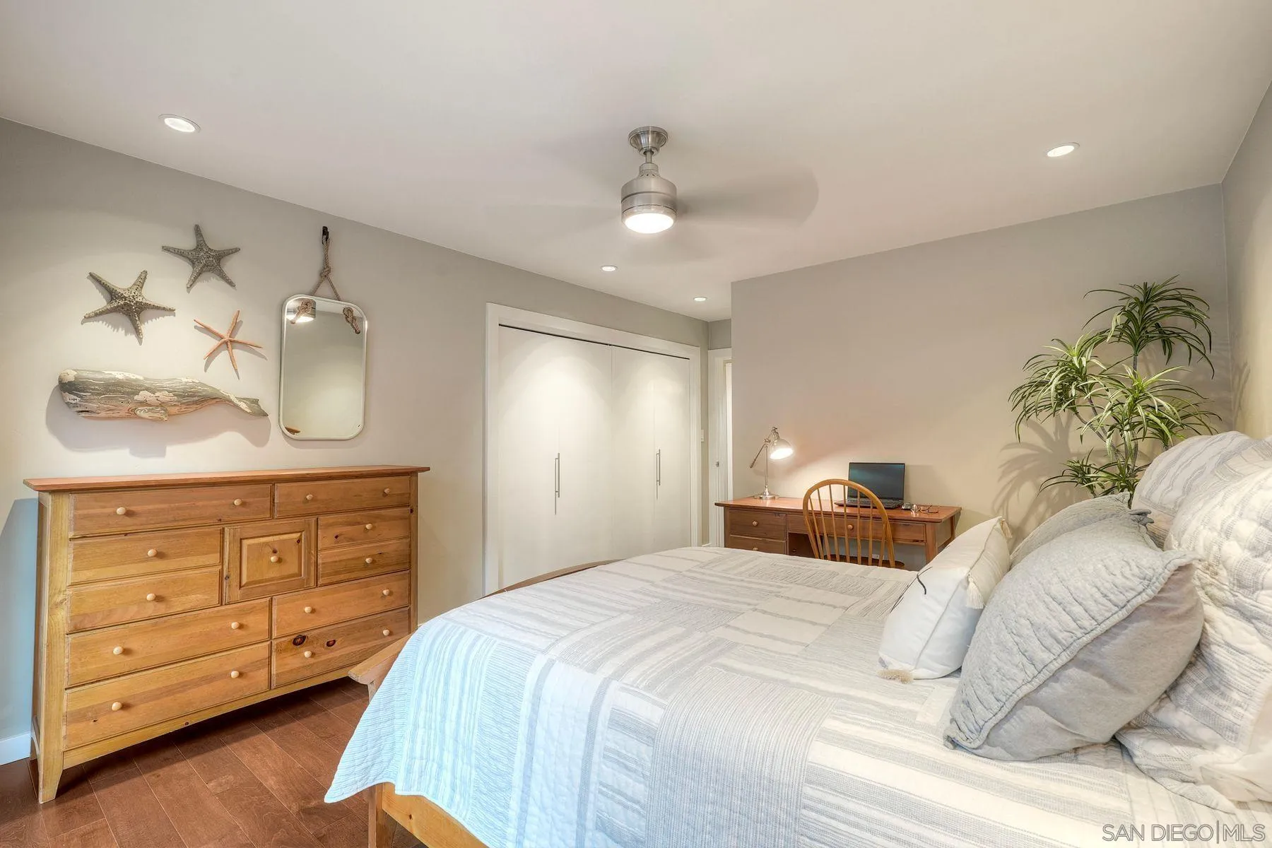 https://cdn.realtyfeed.com/cdn/127/260023424/8e0cfa9308d9eeaf2ef3c6d09e27a1bd.webp