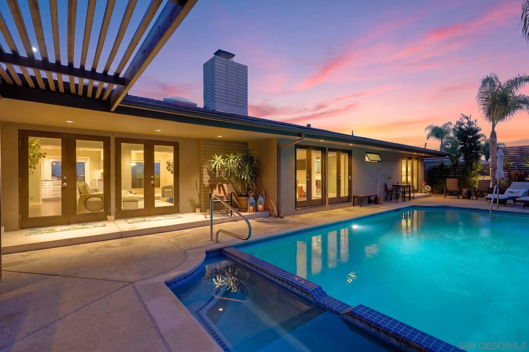 https://cdn.realtyfeed.com/cdn/127/260023424/bba9a65906e03579f6cde7f476b53b69.webp