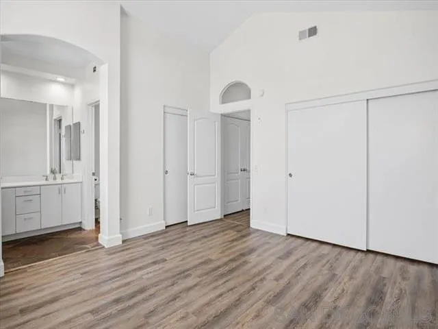 https://cdn.realtyfeed.com/cdn/127/260023425/059d6457bcc1ef743f69b37a1bd6bdbd.webp