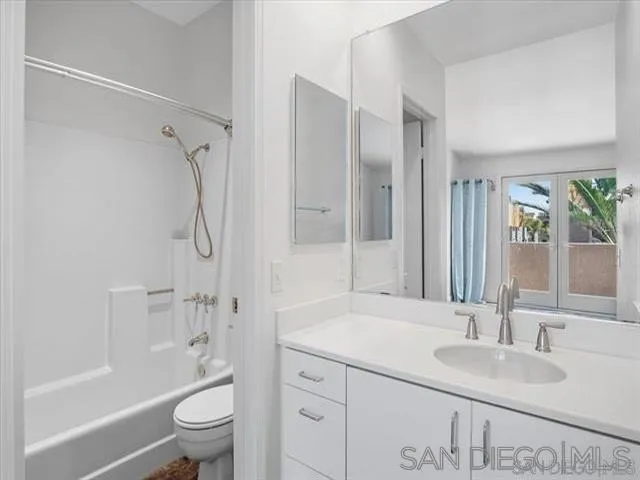 https://cdn.realtyfeed.com/cdn/127/260023425/285411073073f09b7ec31ad9f77e1f4e.webp