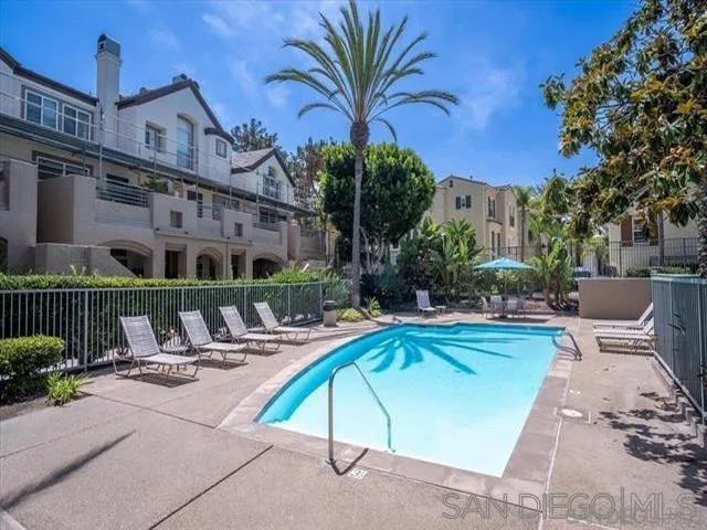 https://cdn.realtyfeed.com/cdn/127/260023425/bc53081dff433efc66abd2f5e0a9d736.webp