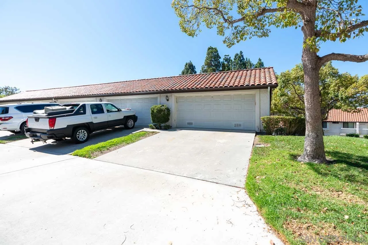 https://cdn.realtyfeed.com/cdn/127/260023426/14f640562276c18e8843ba28ce13d542.webp