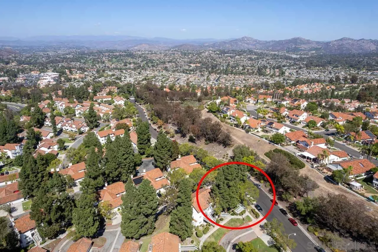 https://cdn.realtyfeed.com/cdn/127/260023426/638e836c897f9cdfa6dfb3fde427372d.webp
