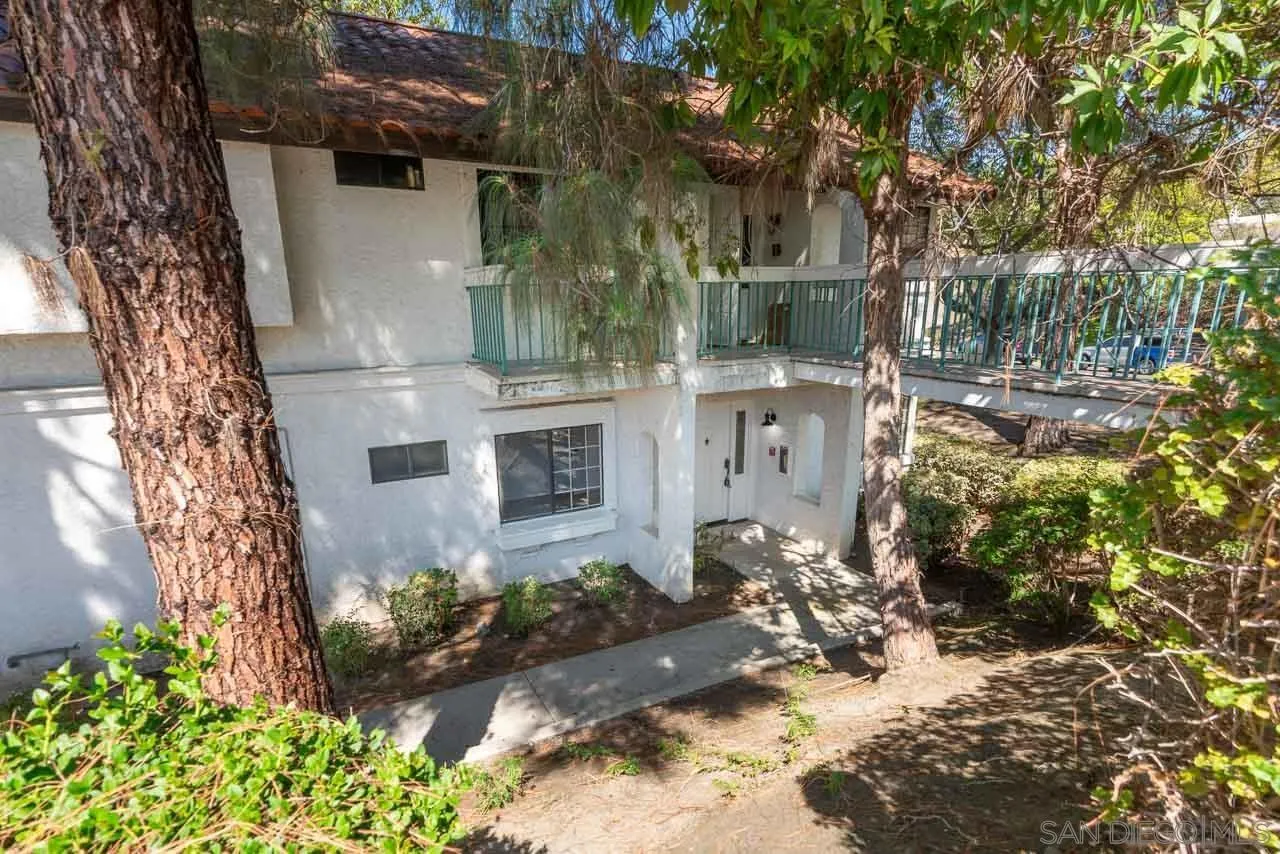https://cdn.realtyfeed.com/cdn/127/260023426/b6eaab7d5ce912d5118540300779ce73.webp