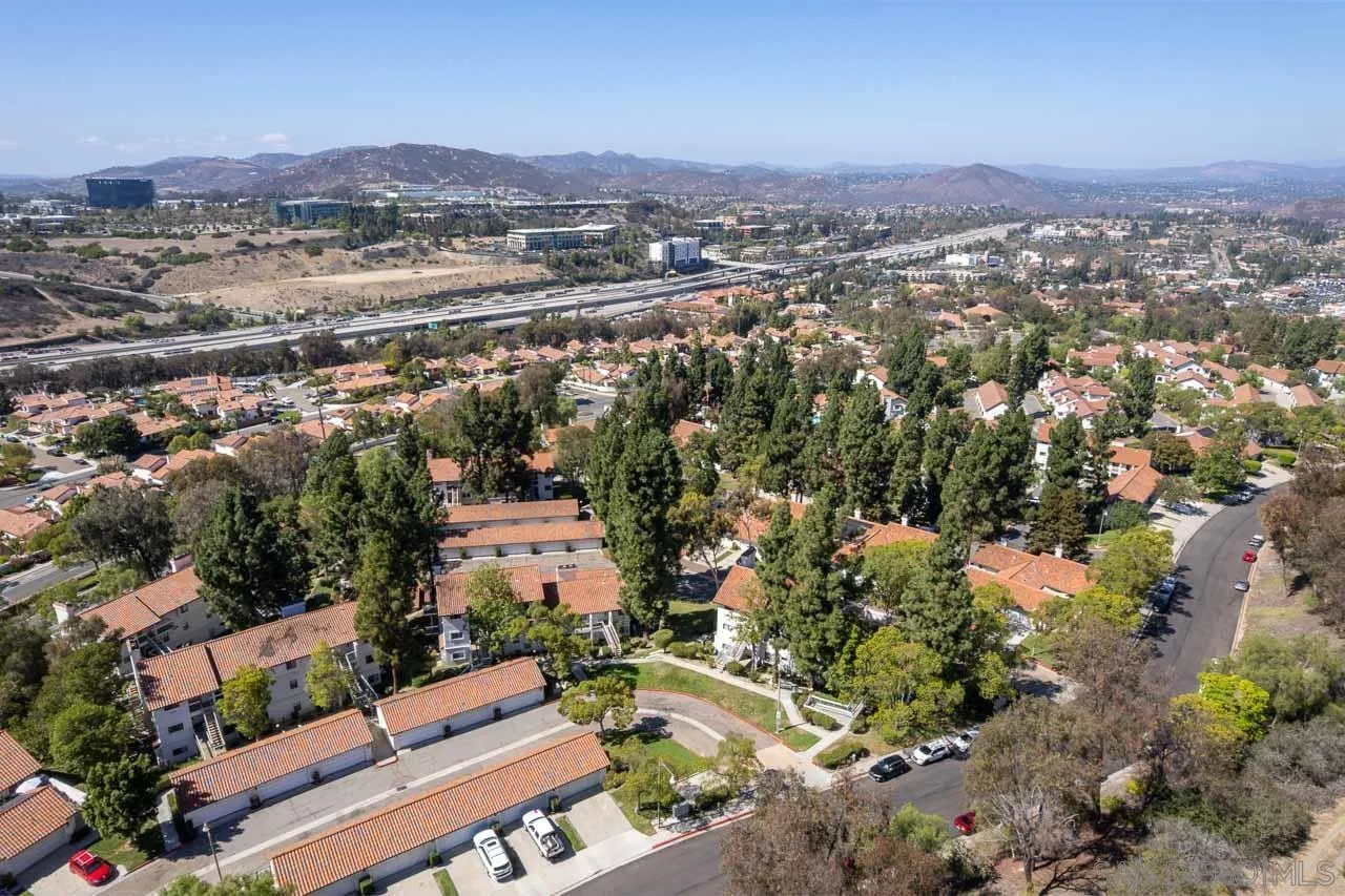 https://cdn.realtyfeed.com/cdn/127/260023426/cc7f7c0d92d66c94e3437c93563b97a7.webp