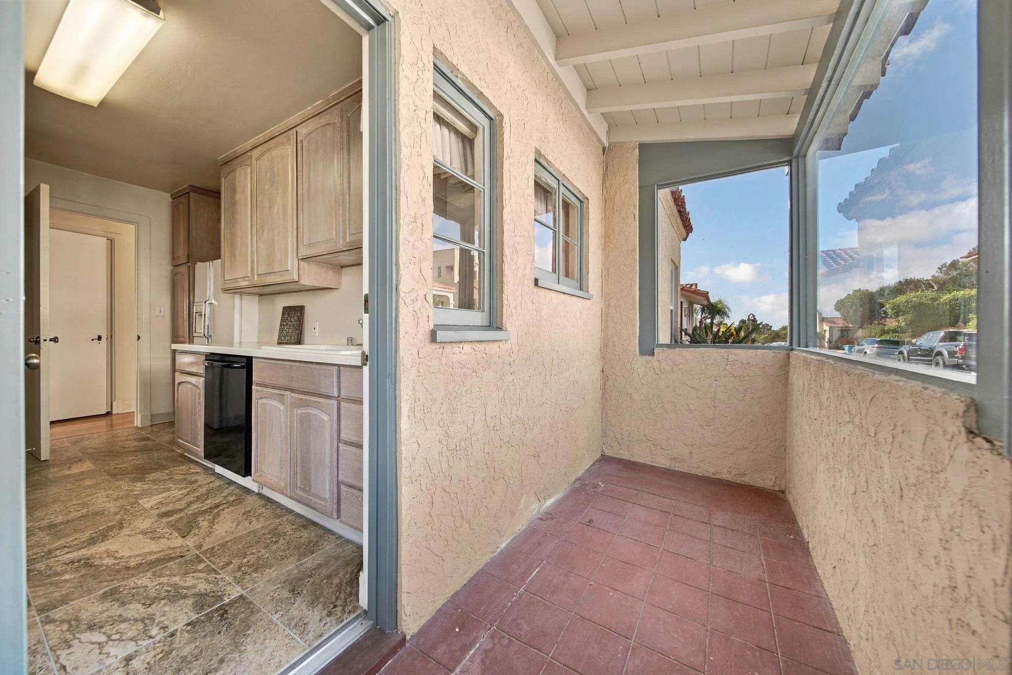 https://cdn.realtyfeed.com/cdn/127/260023429/08b6e2c151a2c1f803f493fd0ab23828.webp