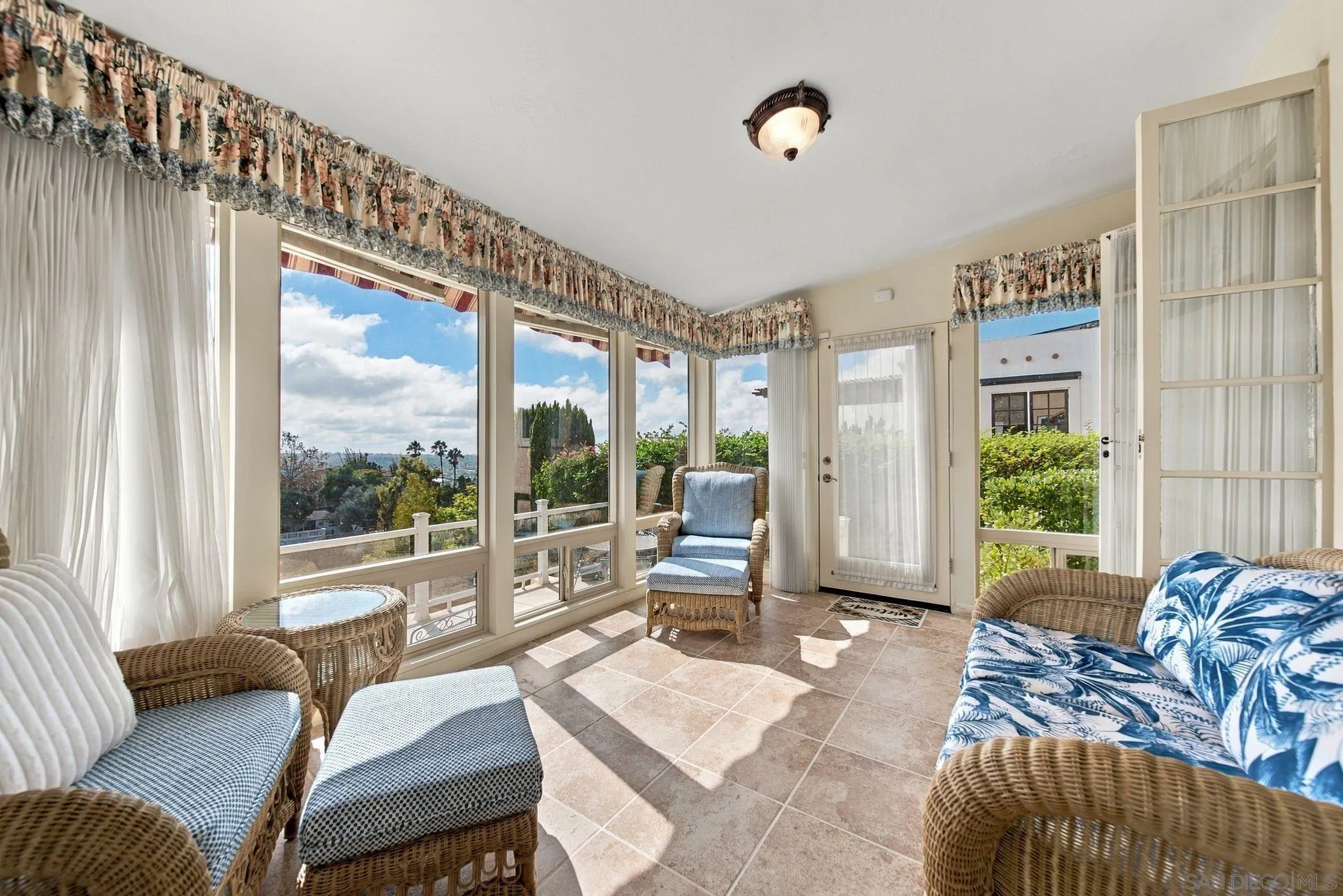 https://cdn.realtyfeed.com/cdn/127/260023429/6dd6a18867ba82c258125788f9bb49ba.webp