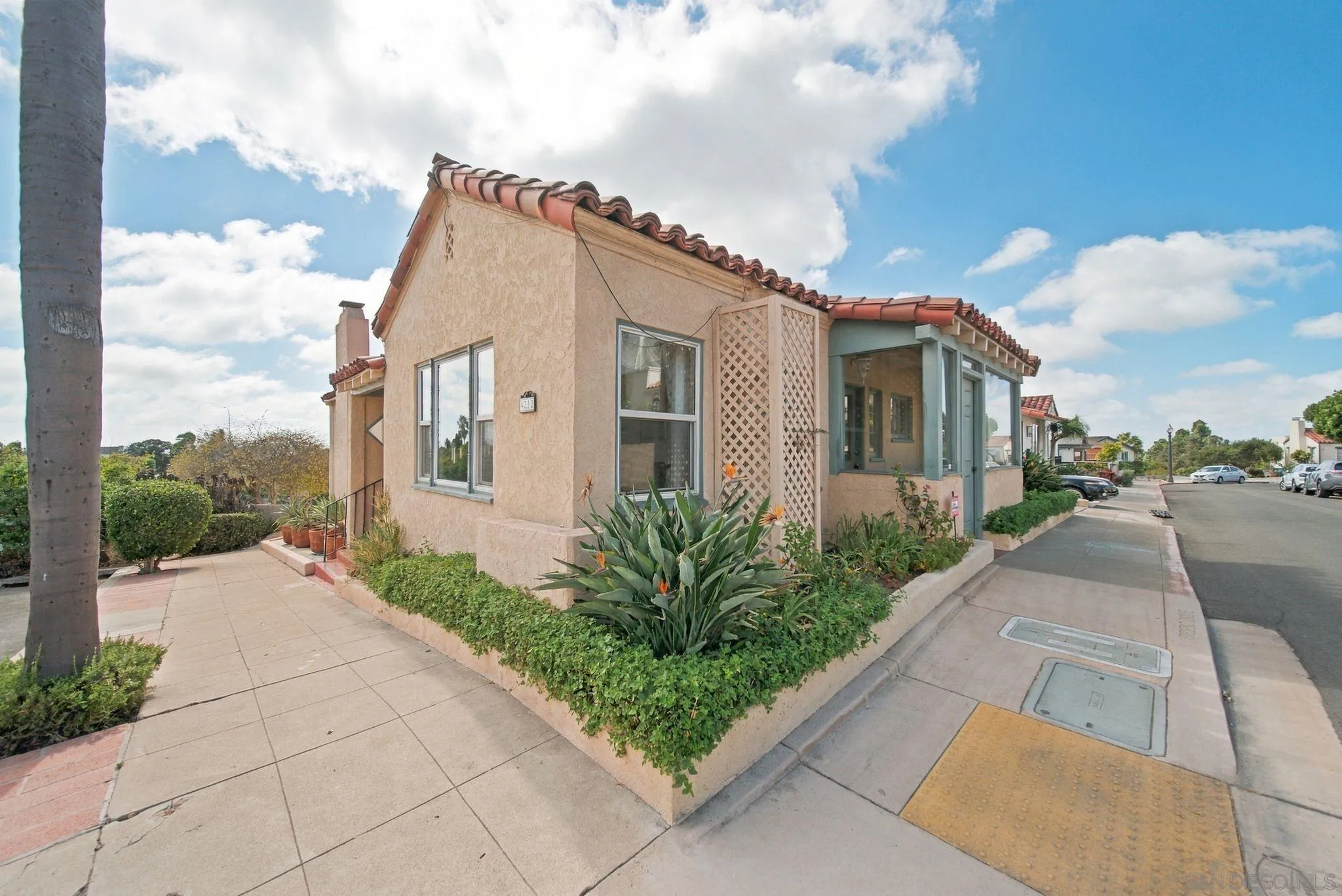 https://cdn.realtyfeed.com/cdn/127/260023429/853fcfa66bb41afe7282d9e231ec656e.webp