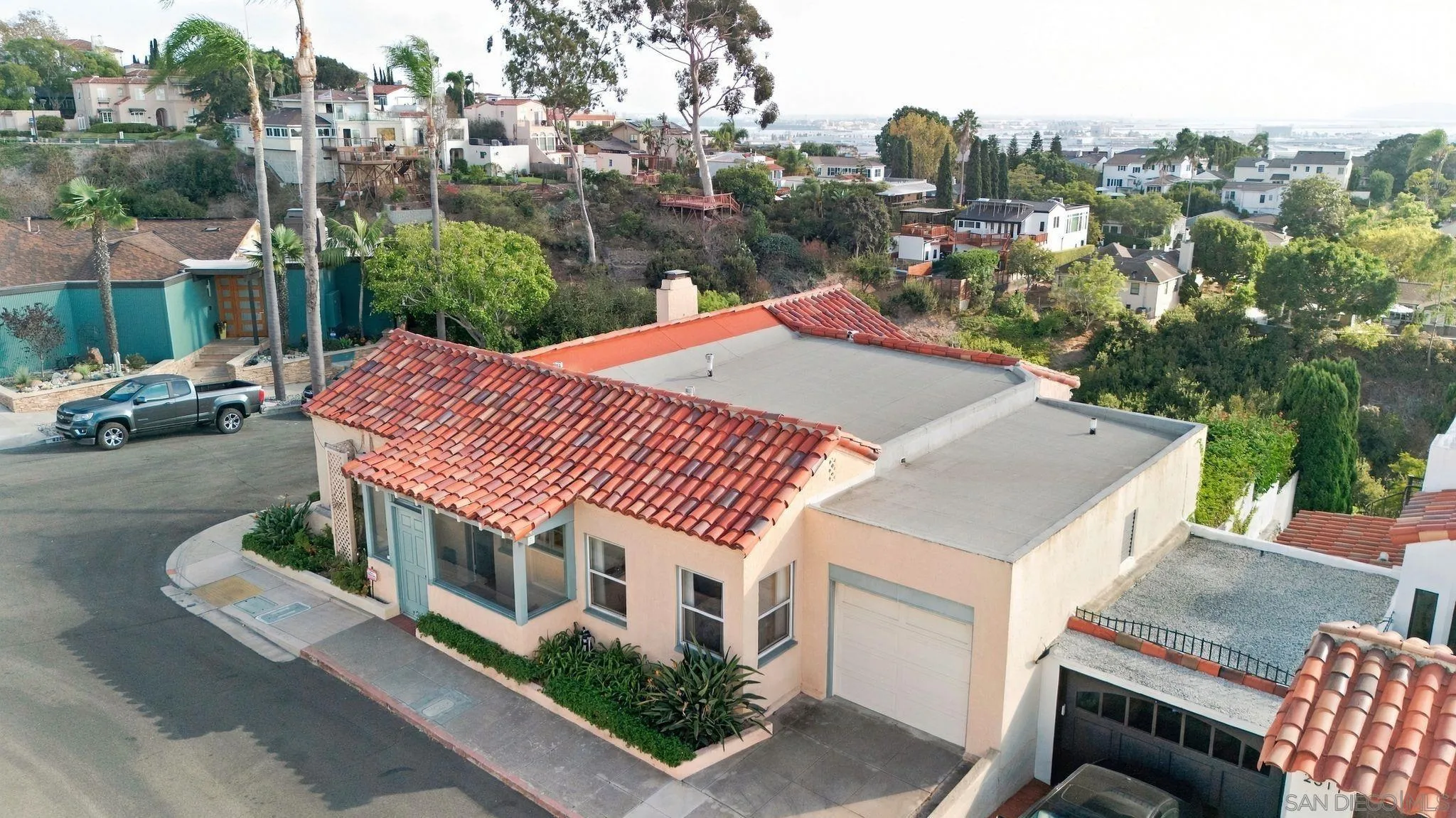 https://cdn.realtyfeed.com/cdn/127/260023429/8a59774ab6c11d84afb458065c734e78.webp