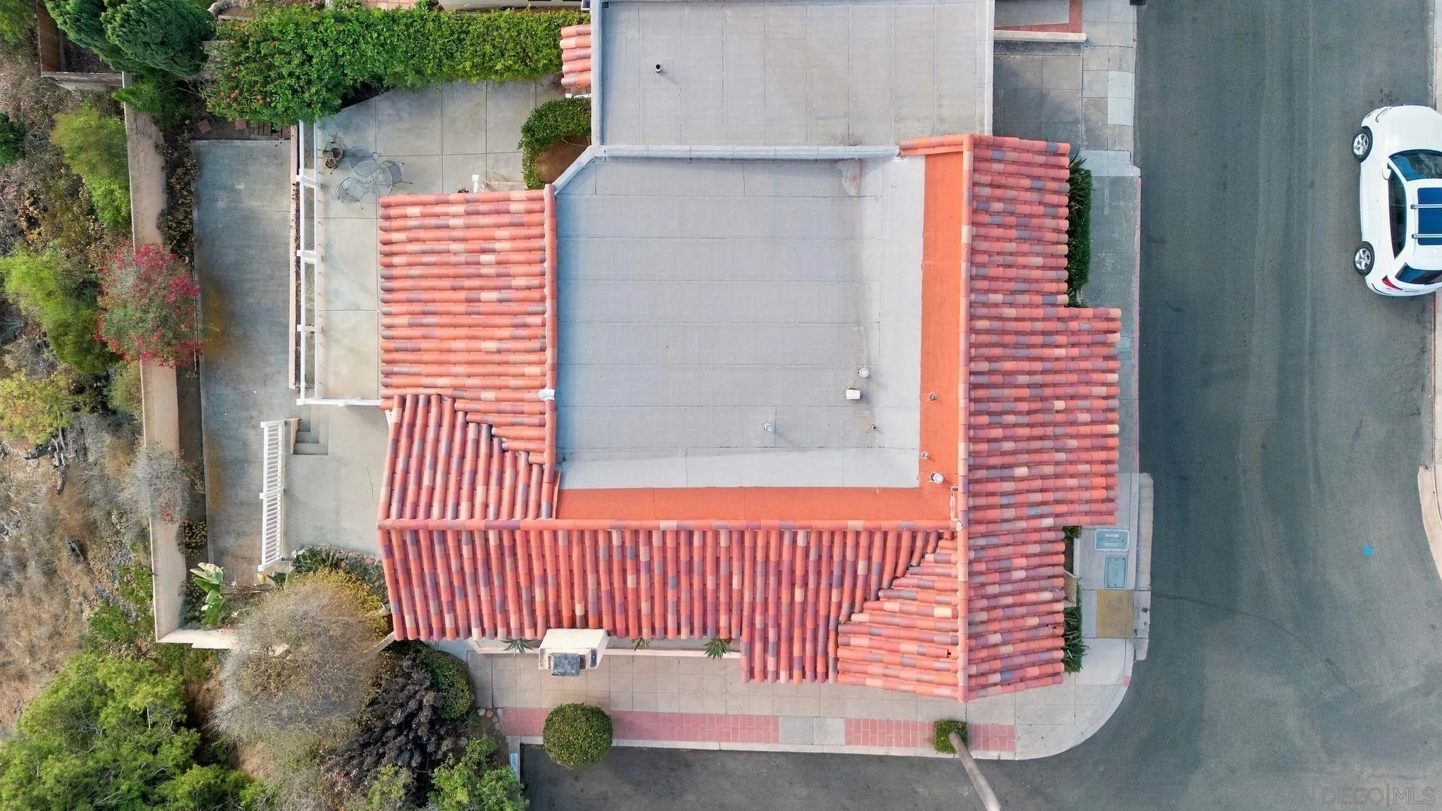 https://cdn.realtyfeed.com/cdn/127/260023429/a99df8f009e3ef3fad4148246ff5cca8.webp