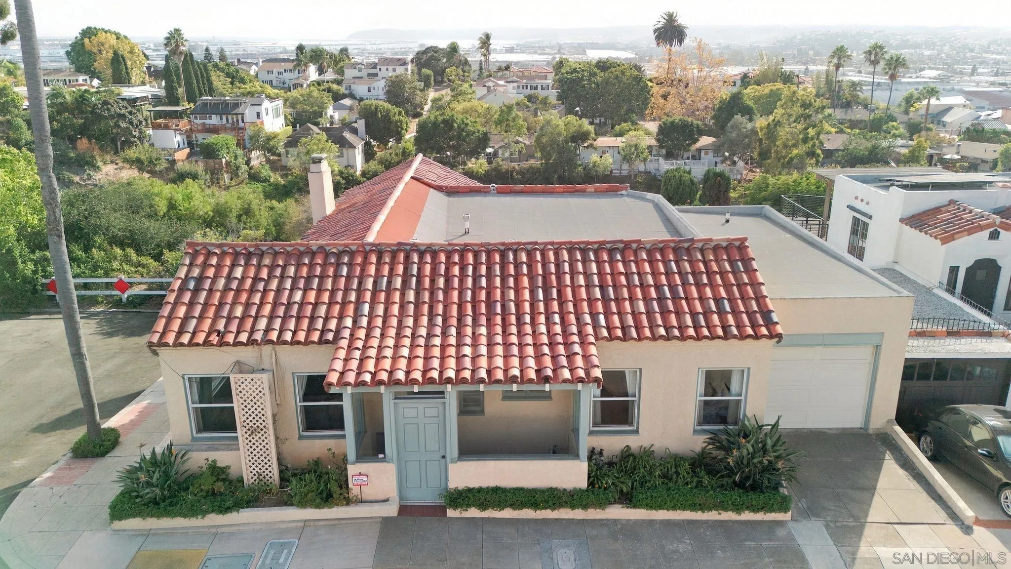 https://cdn.realtyfeed.com/cdn/127/260023429/d64c380ce678969d5b5b42473b35fc0c.webp