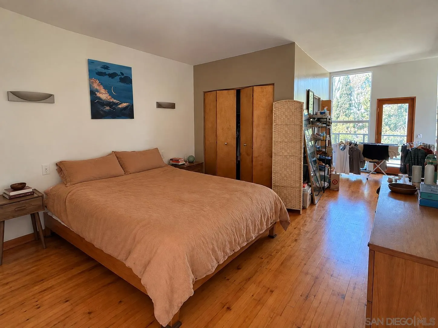 https://cdn.realtyfeed.com/cdn/127/260023430/11025d12c53e2f31011ceed93f2e117f.webp