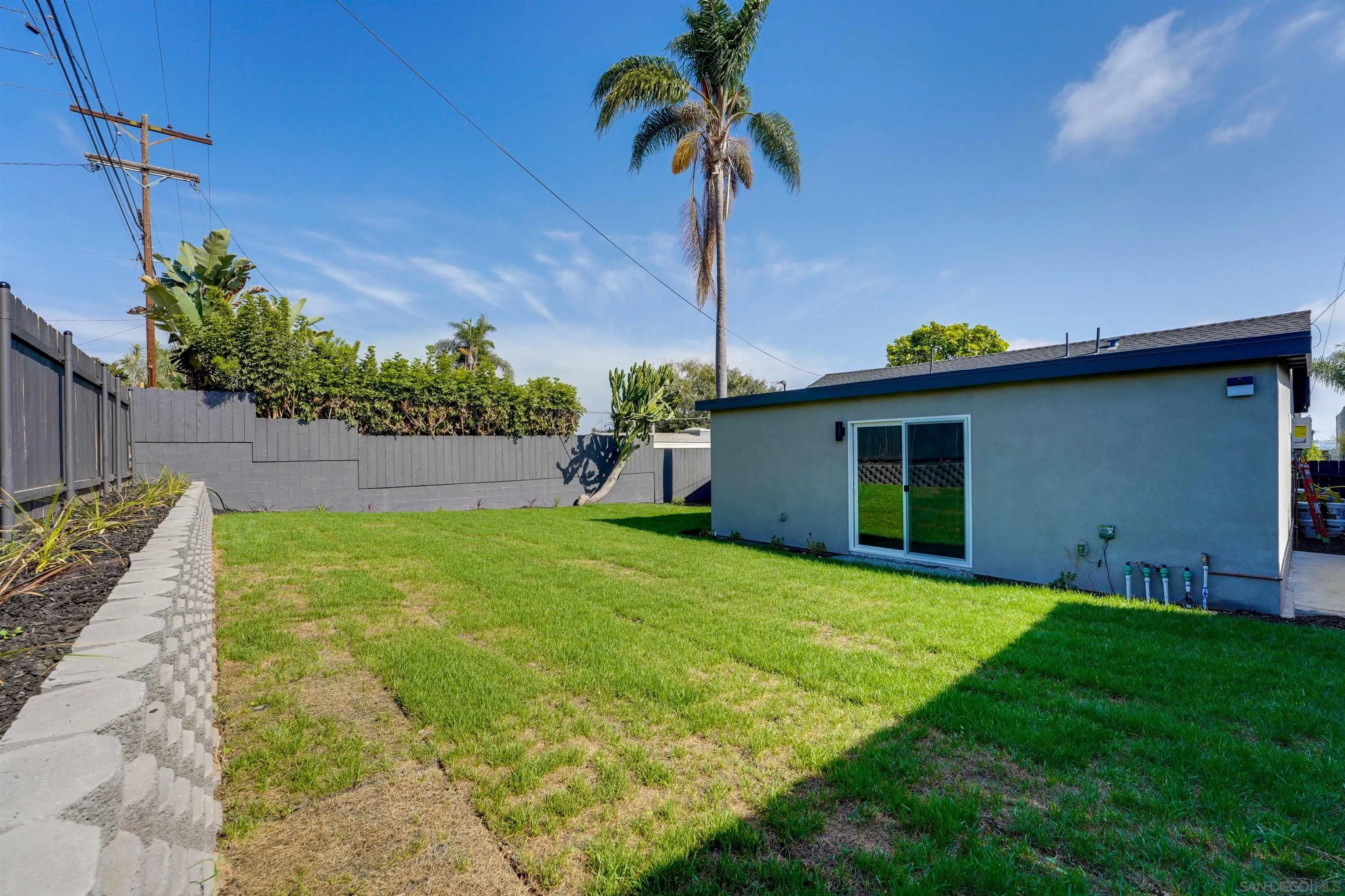https://cdn.realtyfeed.com/cdn/127/260023431/3875cd4b3f2c5bbbd3edfd4fc53a2bb1.webp