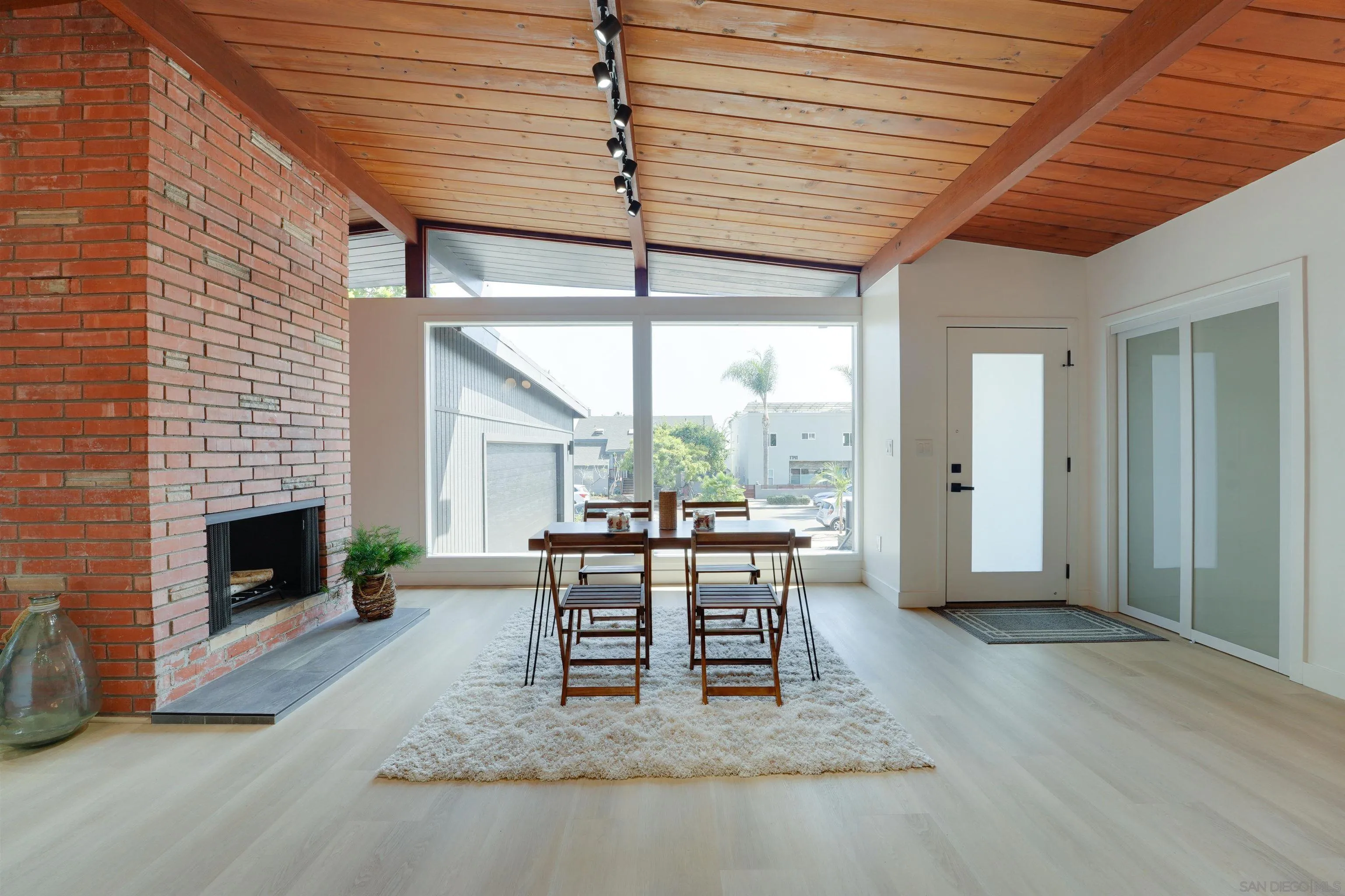 1744 Law Street, San Diego, CA 92109 - Photo 5 of 56, San Diego, CA