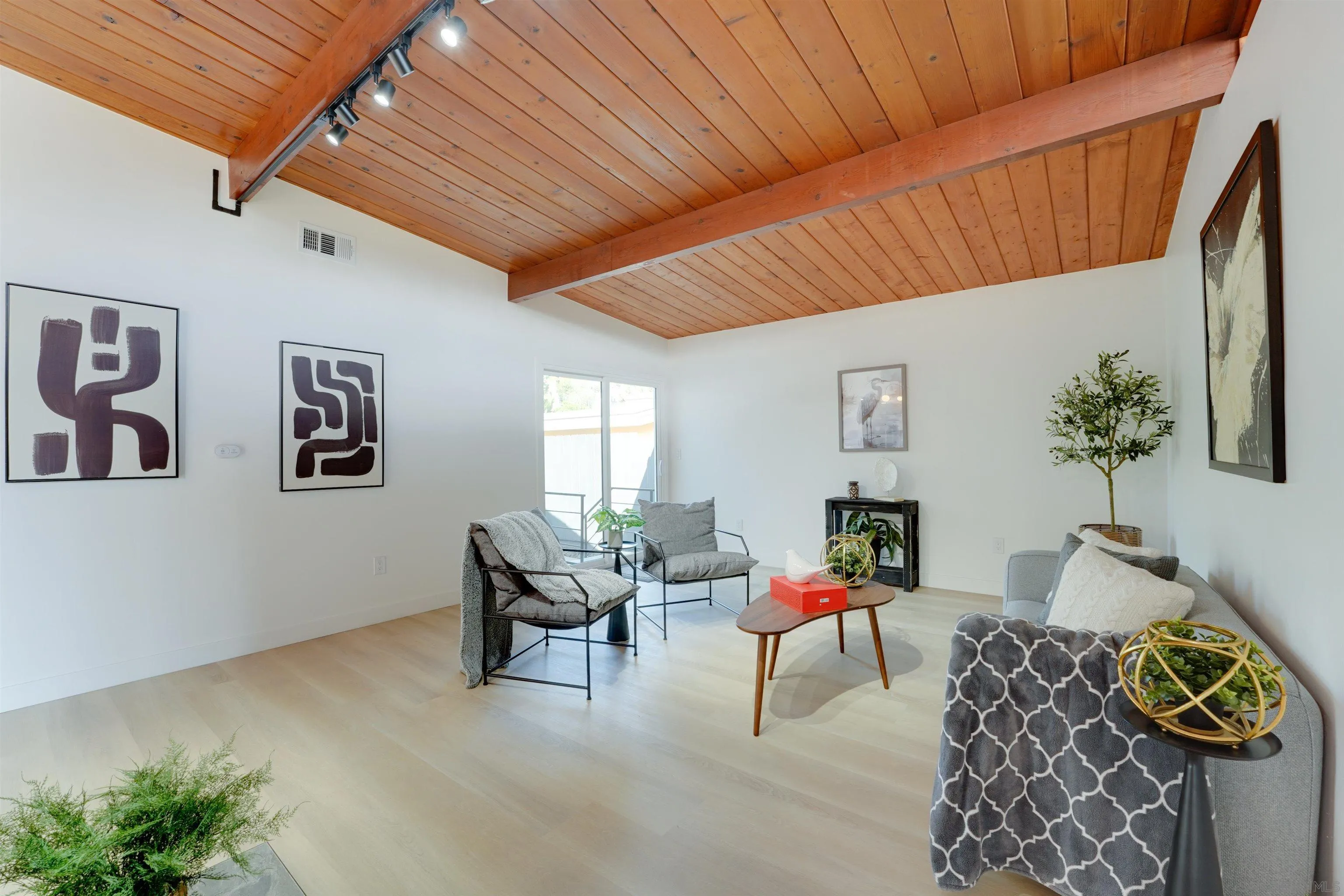 https://cdn.realtyfeed.com/cdn/127/260023431/623e34c7f0a1ac7872b9c3ed9fbd1524.webp