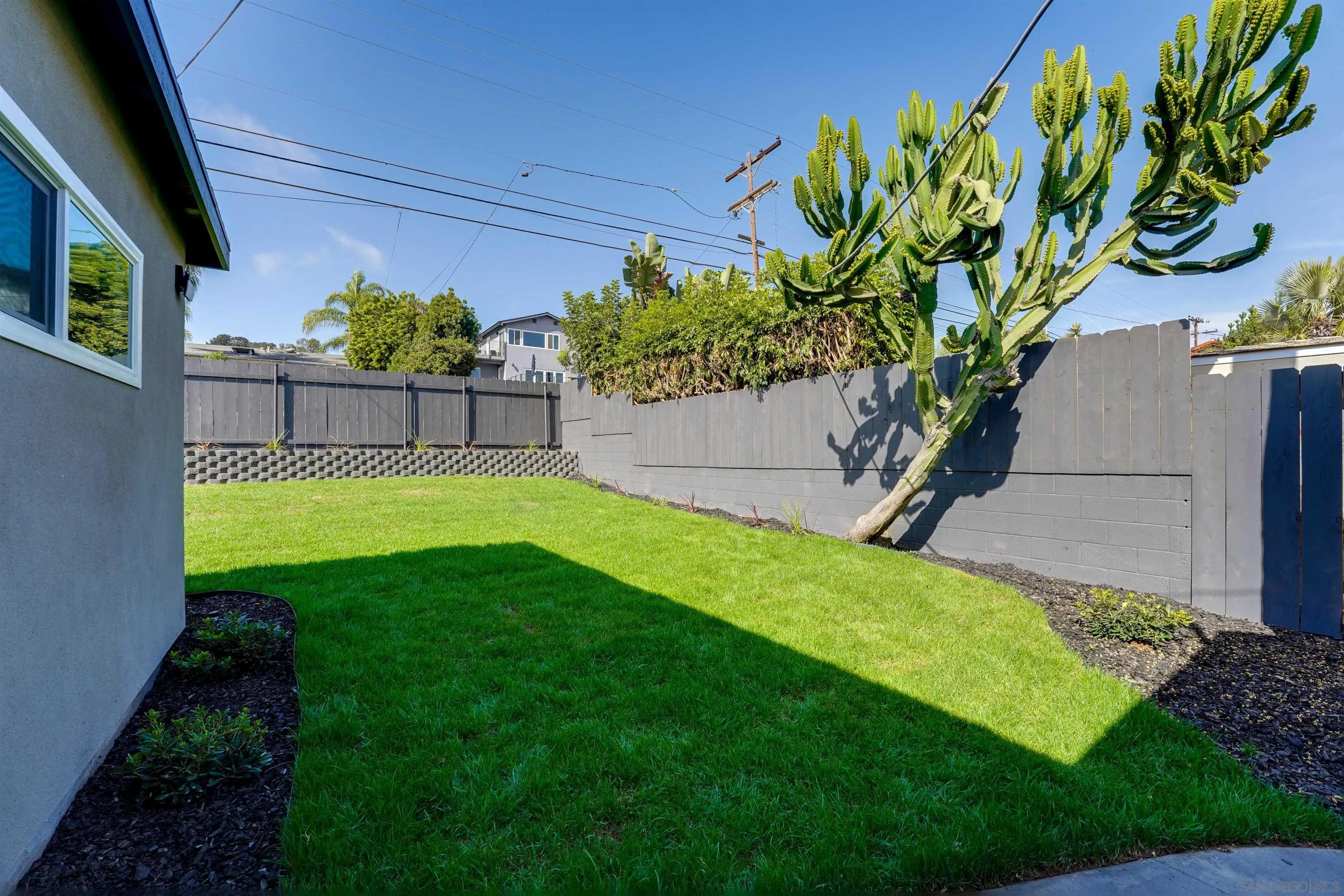 https://cdn.realtyfeed.com/cdn/127/260023431/82eb071caf079c88b61f099d1a04b89b.webp