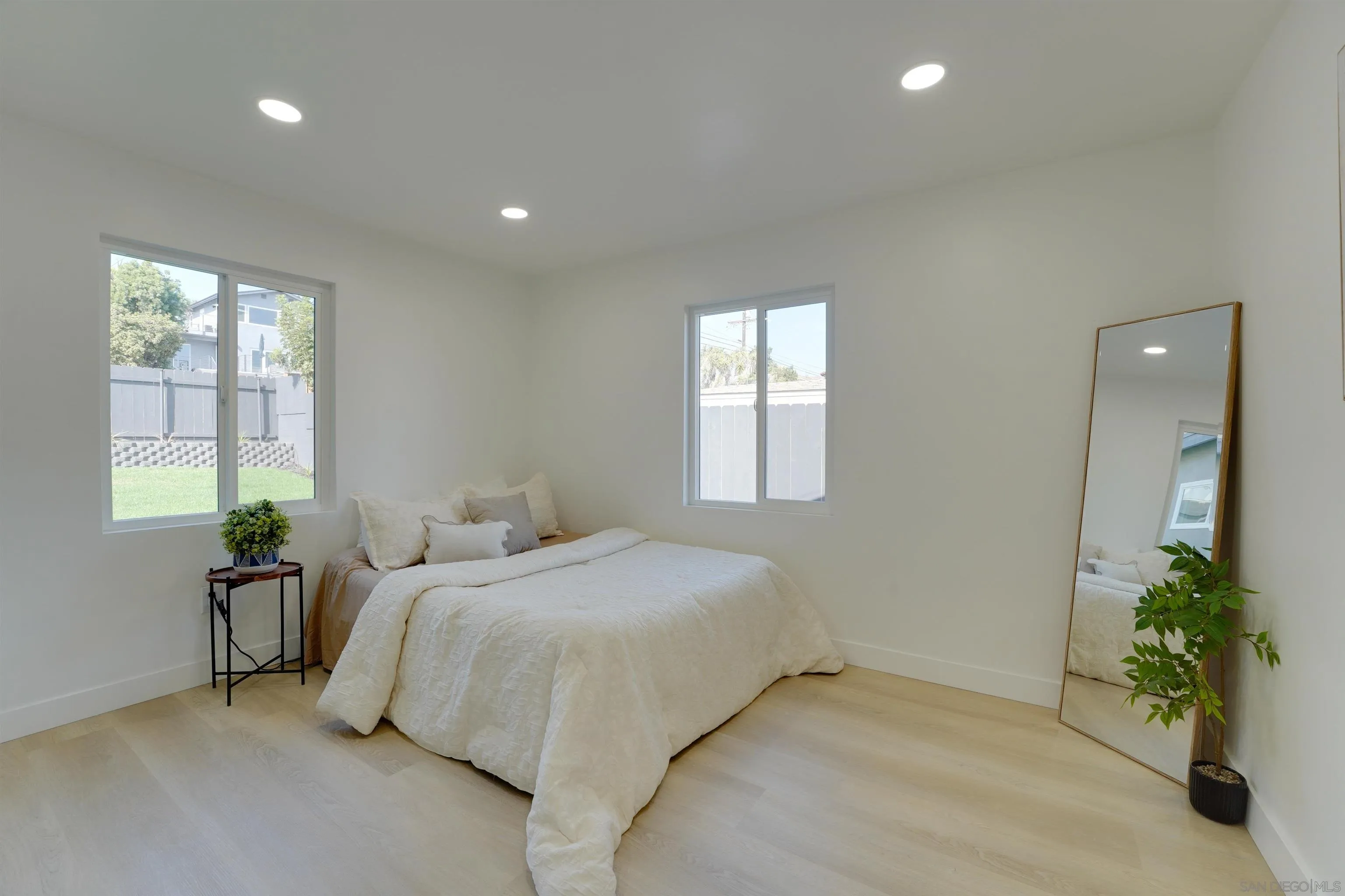 https://cdn.realtyfeed.com/cdn/127/260023431/94940ea34facb5fec211ad4aa09dc70e.webp
