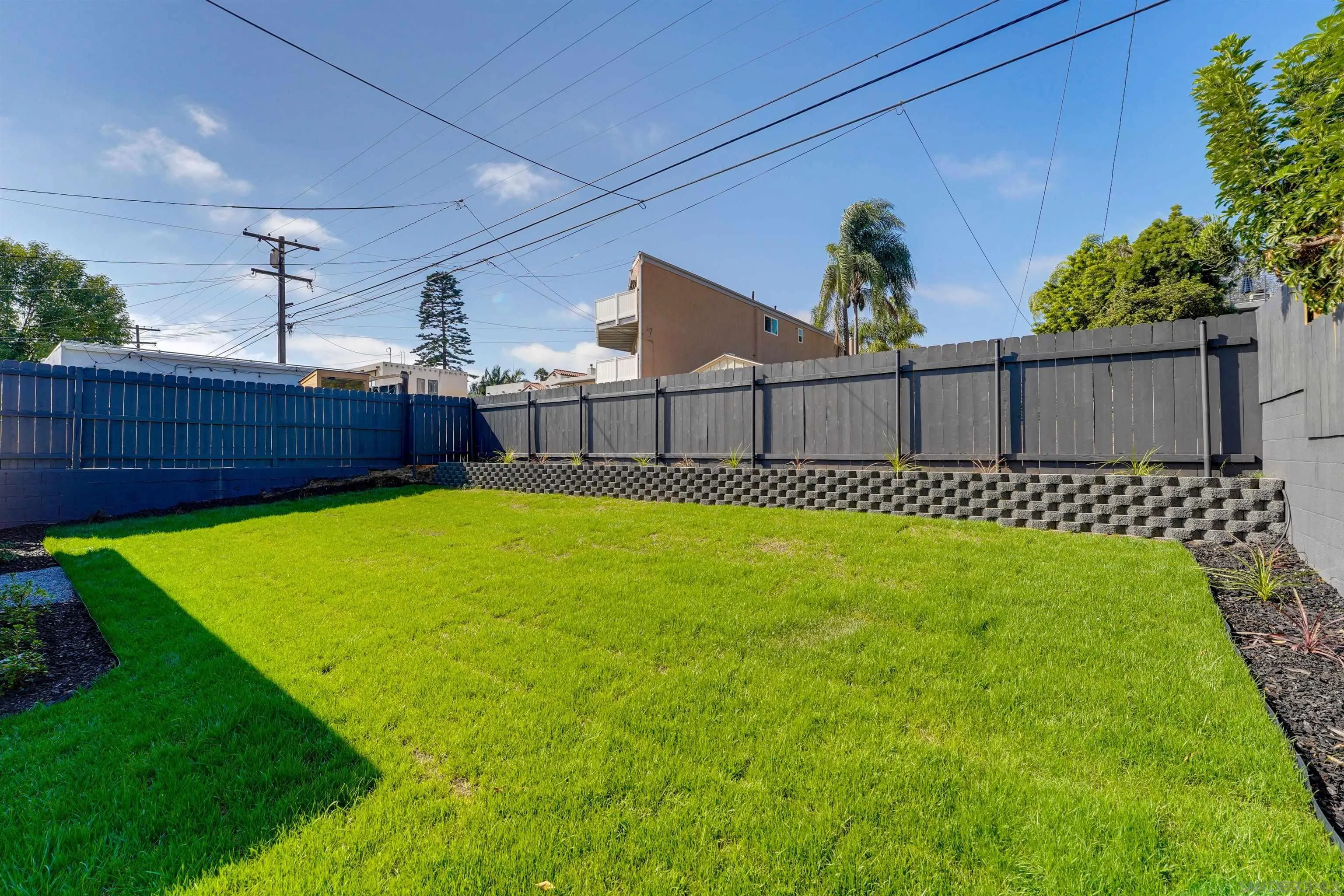 https://cdn.realtyfeed.com/cdn/127/260023431/b8fdef6555ba67073043dca80d03ff7a.webp