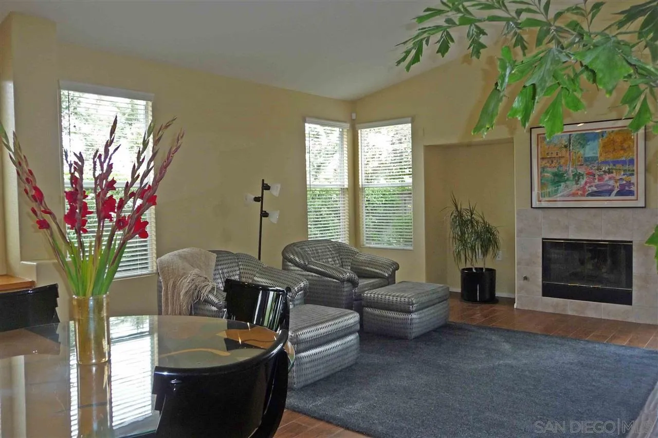 2263 Paseo Saucedal, Carlsbad, CA 92009 - Photo 4 of 21, Carlsbad, CA