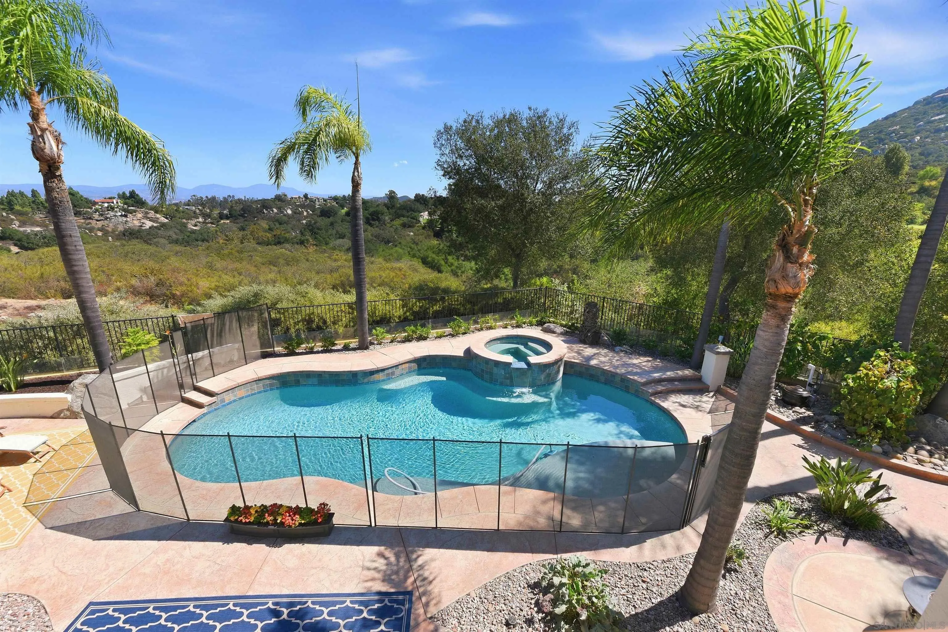 https://cdn.realtyfeed.com/cdn/127/260023436/088916ea386cdc615aced4f3ce2e25b0.webp