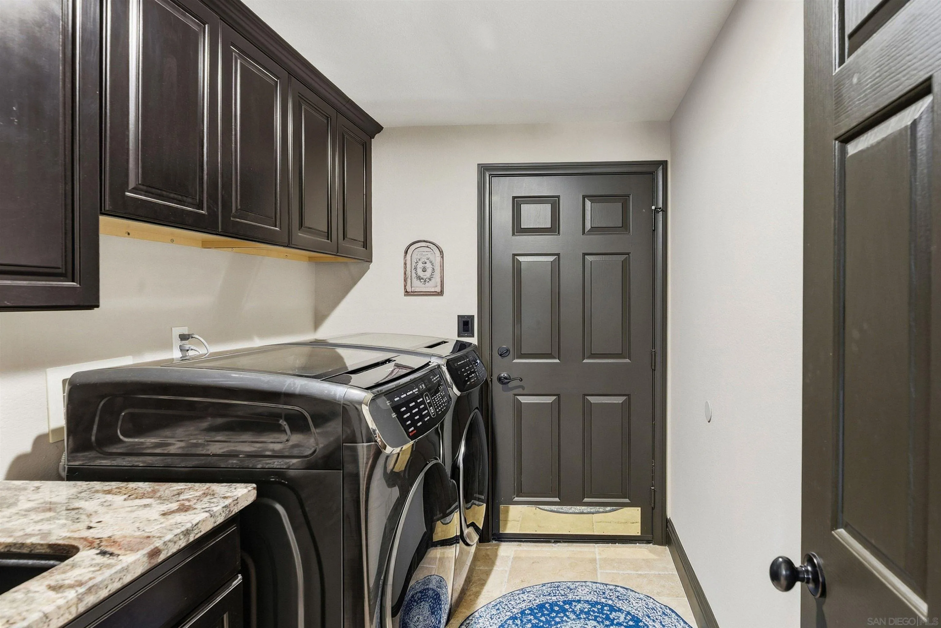 https://cdn.realtyfeed.com/cdn/127/260023436/094433b49a50db11316a5ddd1933bb8f.webp