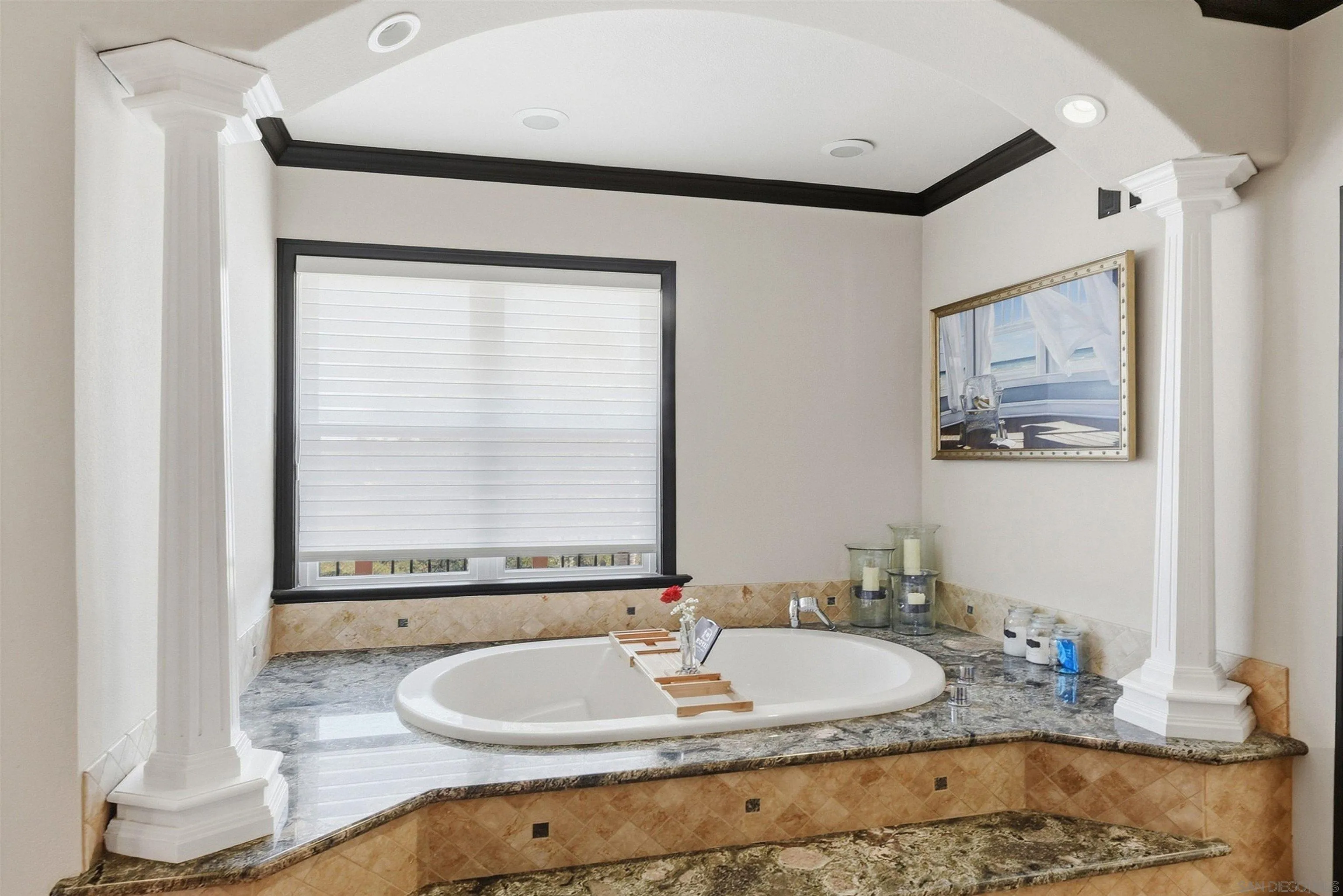 https://cdn.realtyfeed.com/cdn/127/260023436/0bee1dcd13c2d99f5e02f65ed7f658bd.webp