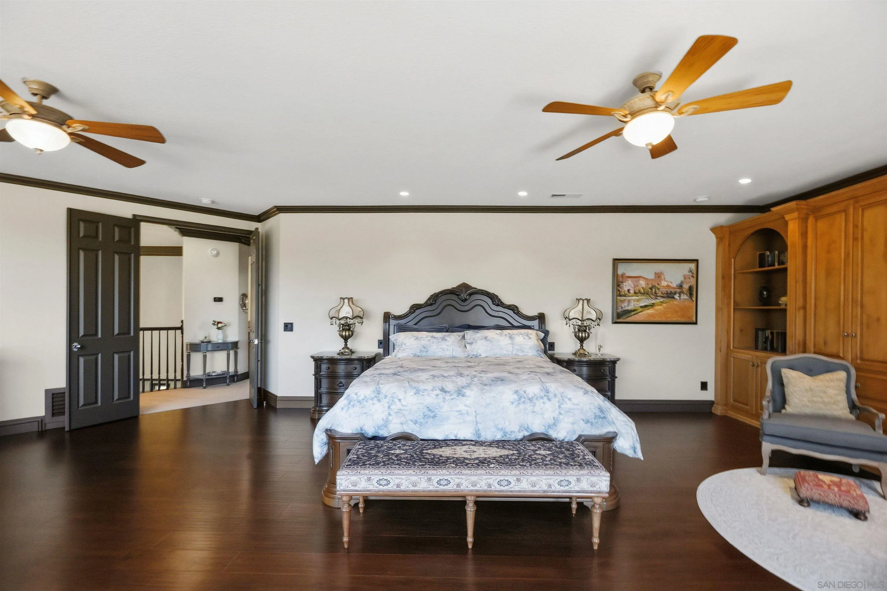 https://cdn.realtyfeed.com/cdn/127/260023436/2d50cfa56743d589e258be00ac554069.webp