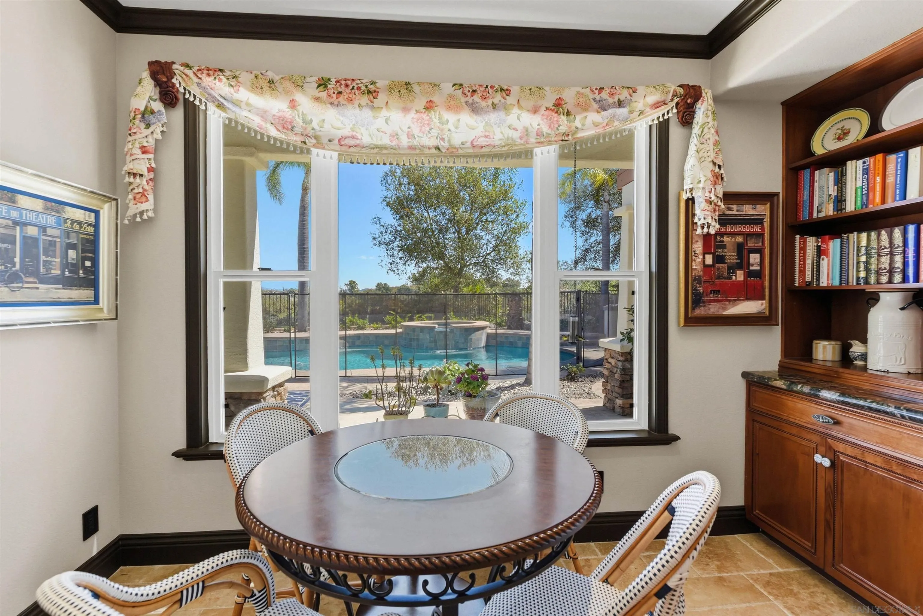 https://cdn.realtyfeed.com/cdn/127/260023436/bd7be4454138a7363032988056c699e8.webp