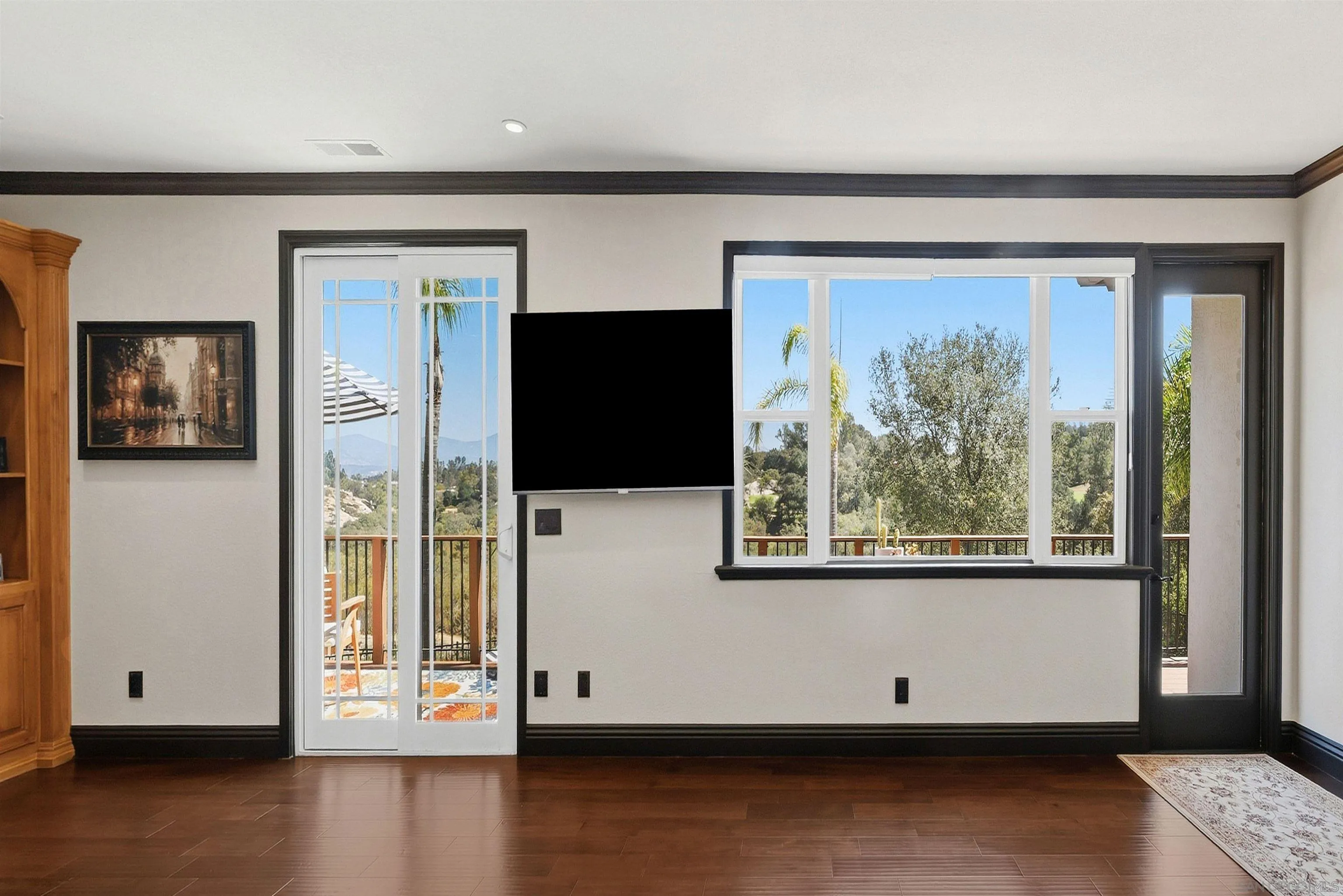 https://cdn.realtyfeed.com/cdn/127/260023436/ecc61102637f7ce08b9dd4c047309c0e.webp