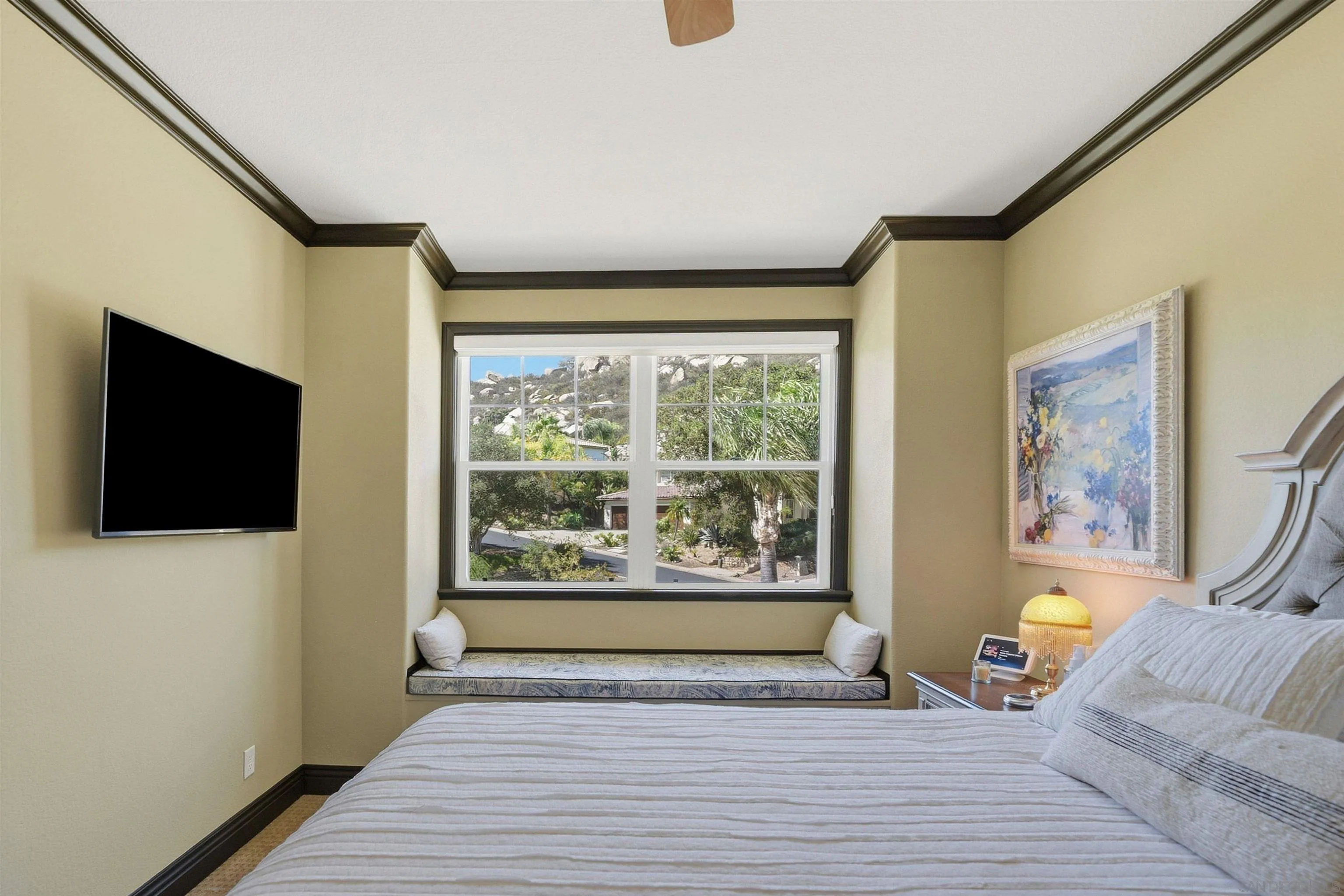 https://cdn.realtyfeed.com/cdn/127/260023436/f1b7675302d8b1528686e3b7139d77ad.webp