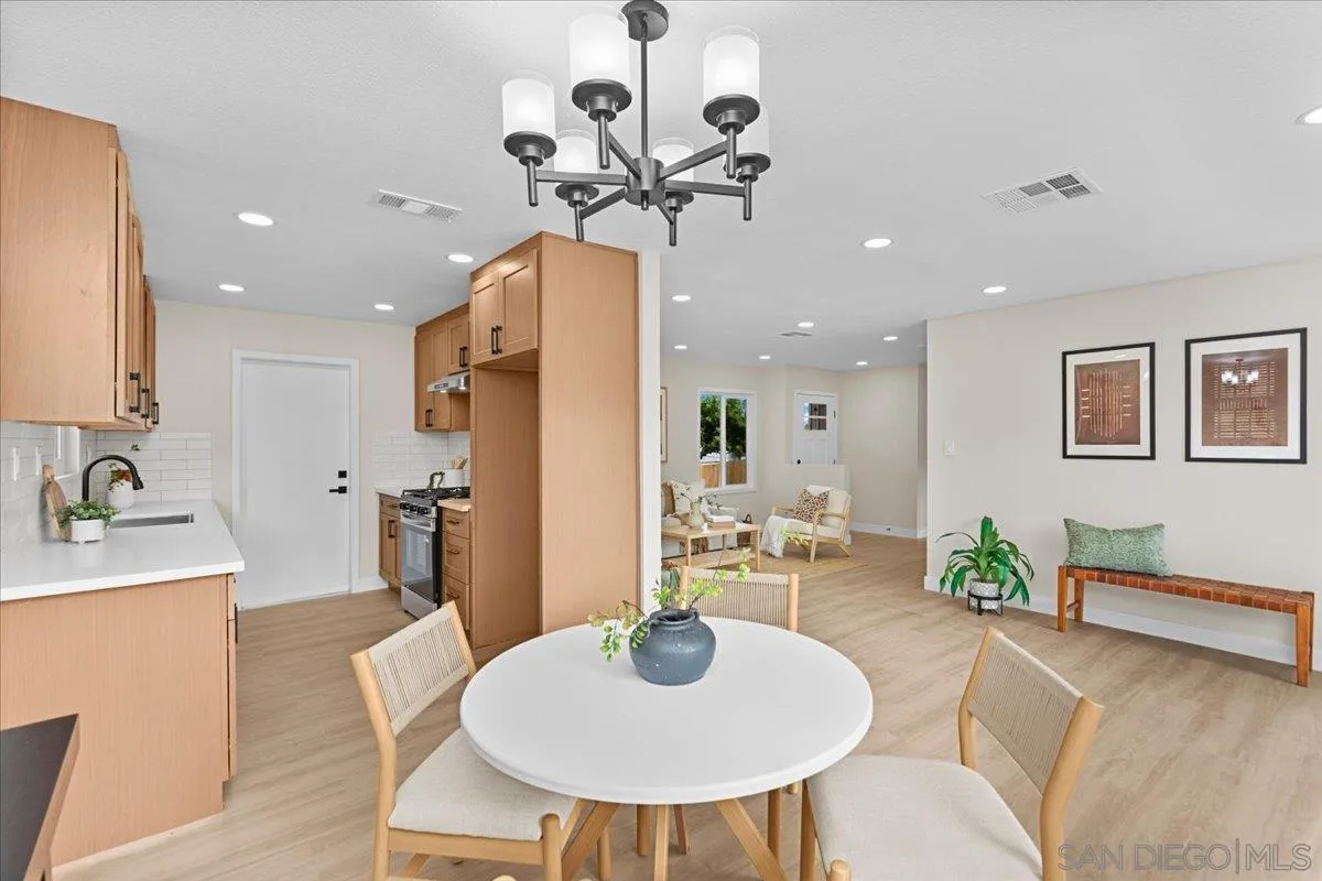 505 Parkbrook St, Spring Valley, CA 91977 - Main photo, Spring Valley, CA