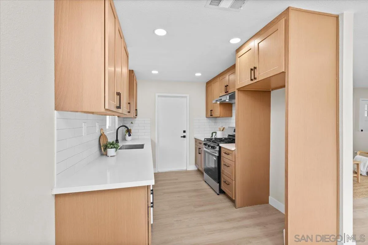 https://cdn.realtyfeed.com/cdn/127/260023437/9eecd7b615d9255d1c9905532547a245.webp