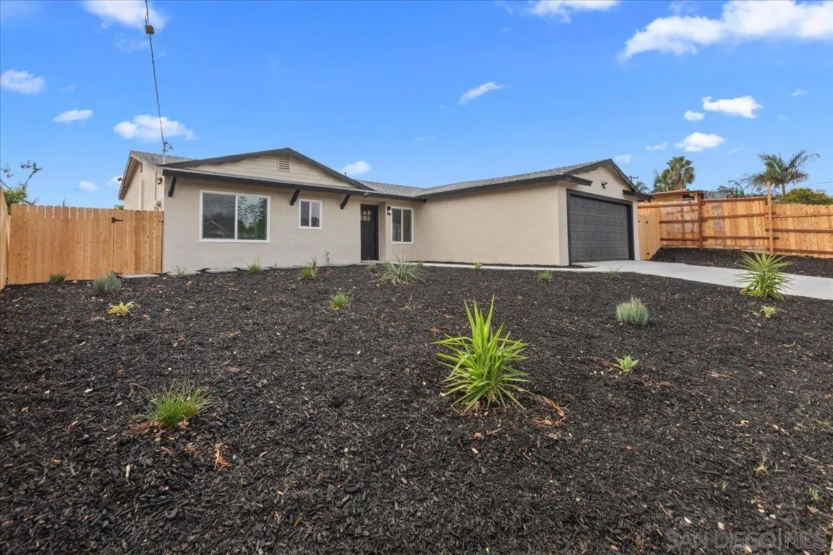 https://cdn.realtyfeed.com/cdn/127/260023437/ea9f5901f859286c09743c238c68d82e.webp