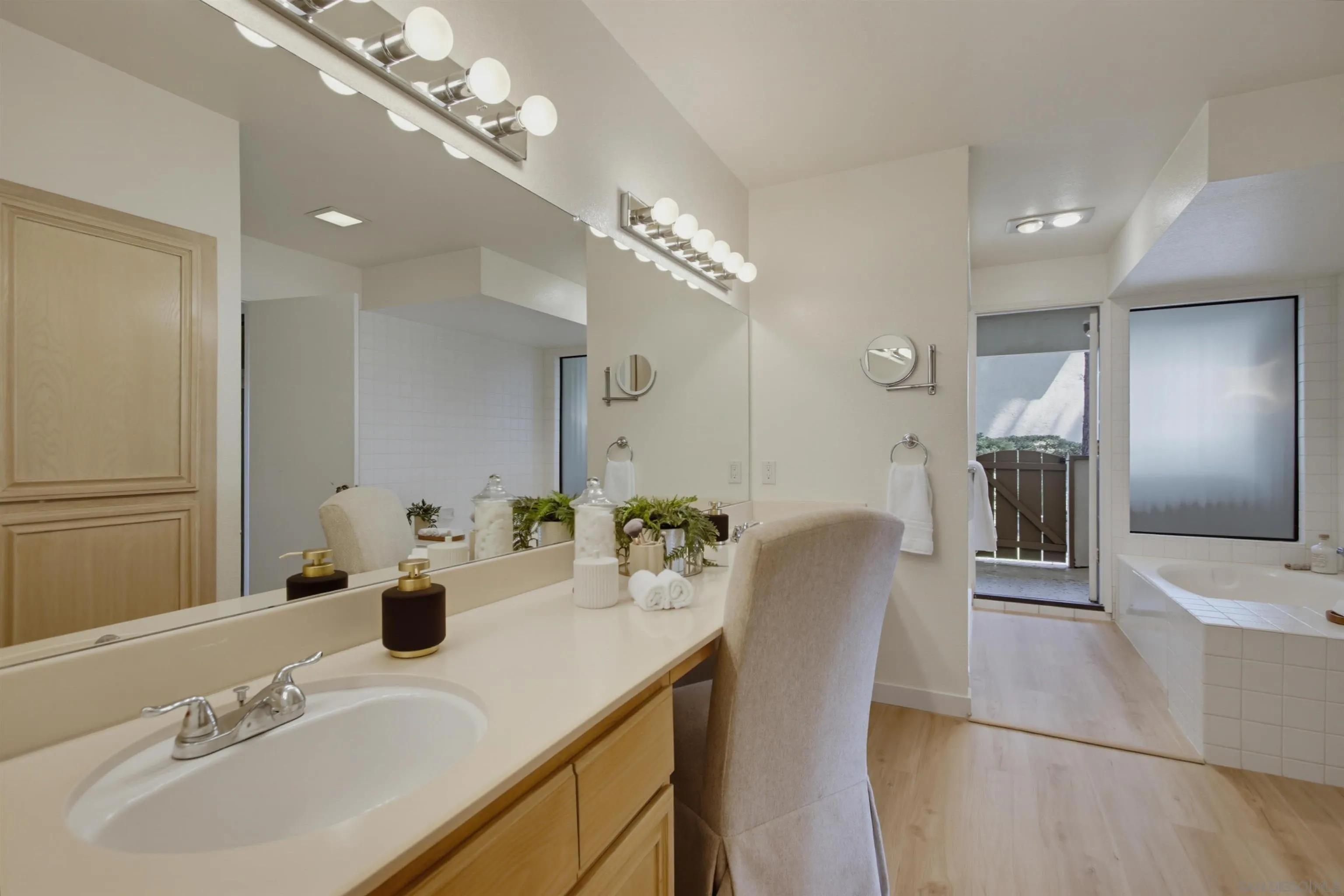 https://cdn.realtyfeed.com/cdn/127/260023438/270f4ae0741f05e391a10da665545f7c.webp