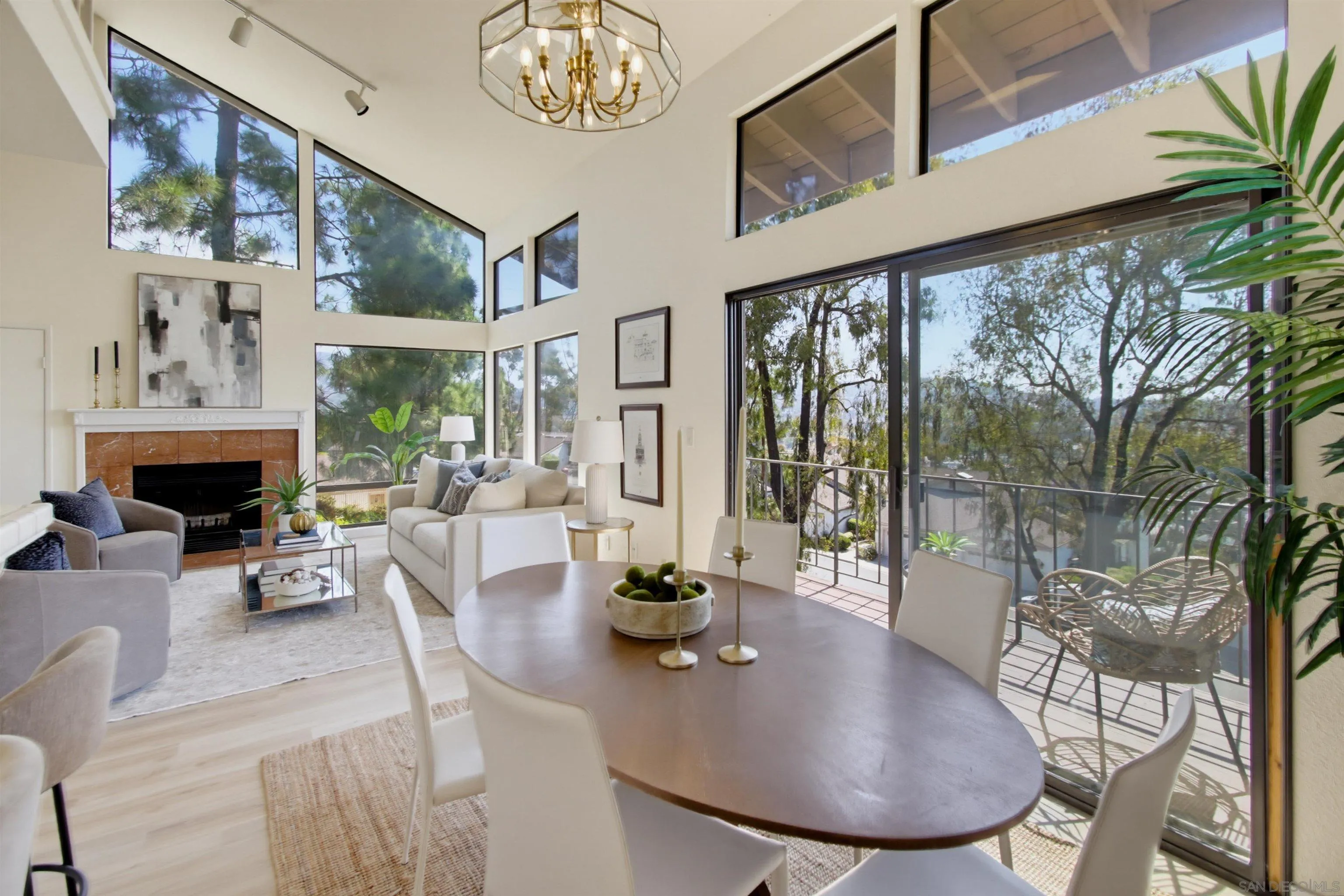 https://cdn.realtyfeed.com/cdn/127/260023438/b2070e6564503d4bcffb2022031ca5c8.webp