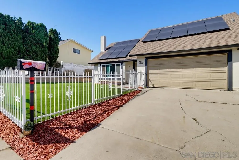 7934 Blossom Ln, Lemon Grove, CA 91945 - Photo 4 of 43, Lemon Grove, CA