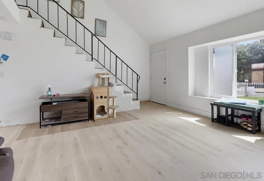 https://cdn.realtyfeed.com/cdn/127/260023440/654e4715248b0e4ca3ba4b9621982564.webp