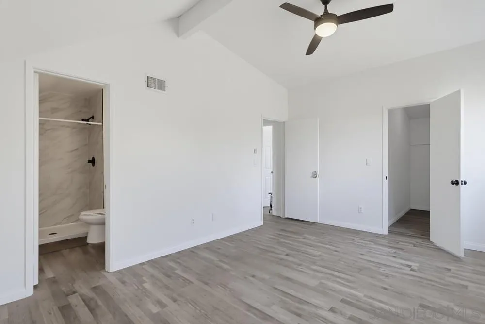 https://cdn.realtyfeed.com/cdn/127/260023440/9418d64893f41b053a5d57e3bf18f9a6.webp
