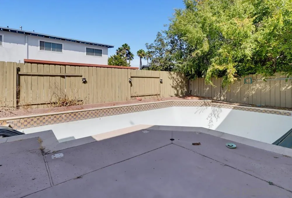 https://cdn.realtyfeed.com/cdn/127/260023440/d4ce10d502e55382a6bac37c85f5252d.webp