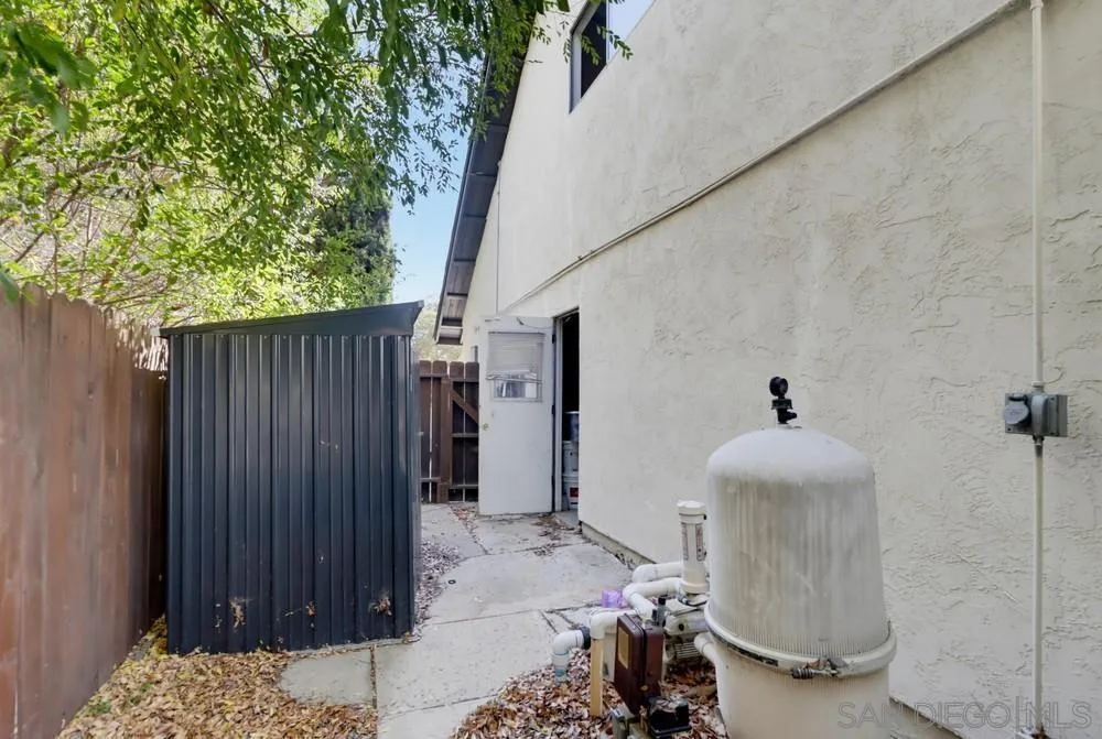 https://cdn.realtyfeed.com/cdn/127/260023440/e5b2b7ad9fe5a419141505fbda6ec467.webp