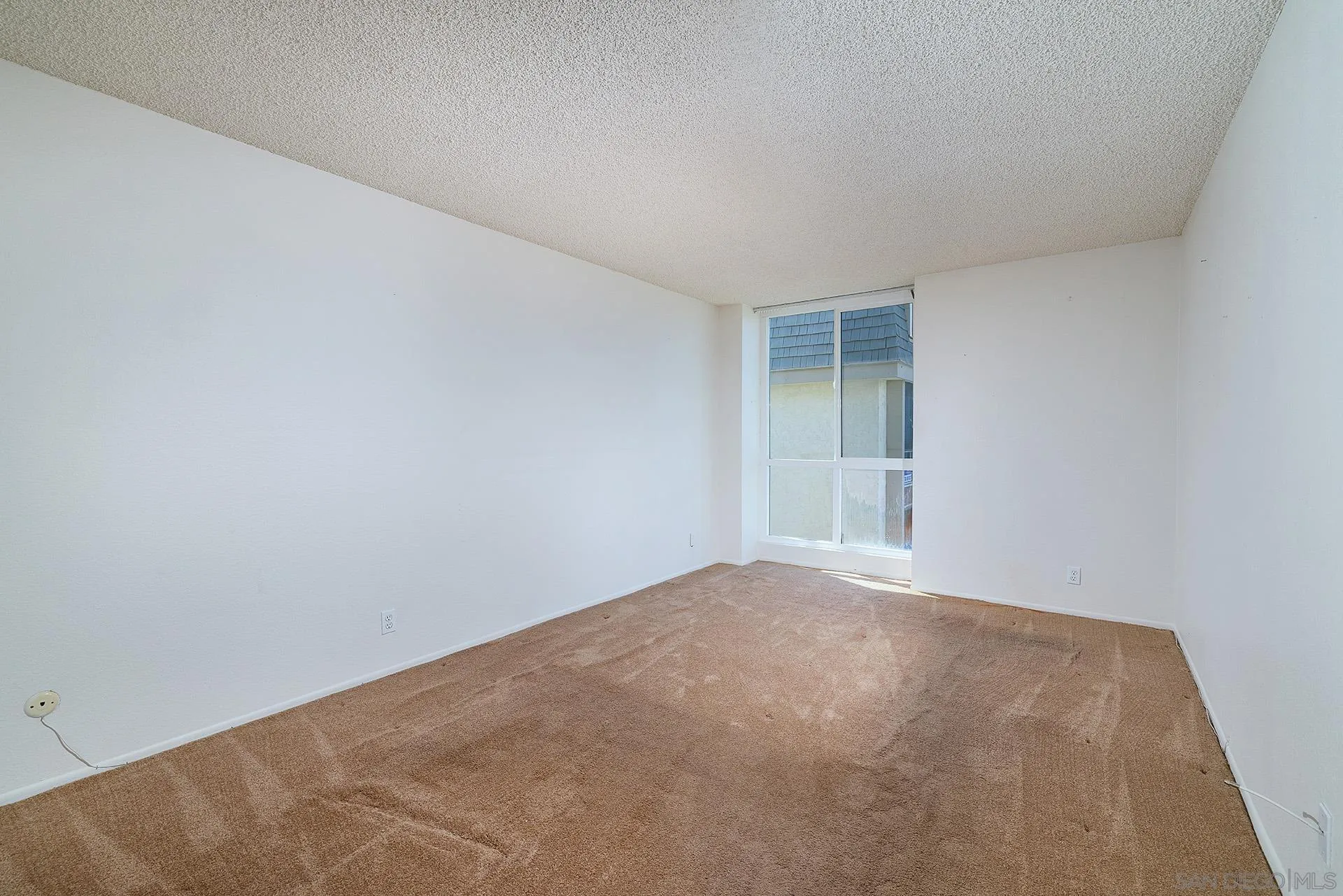 https://cdn.realtyfeed.com/cdn/127/260023444/6cac90090bff1f2af39f868caa3907aa.webp