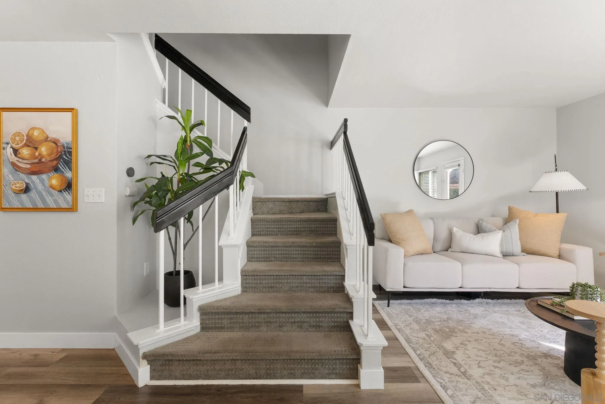 https://cdn.realtyfeed.com/cdn/127/260023445/4d141d412071cca64e2b70a72f27abb9.webp