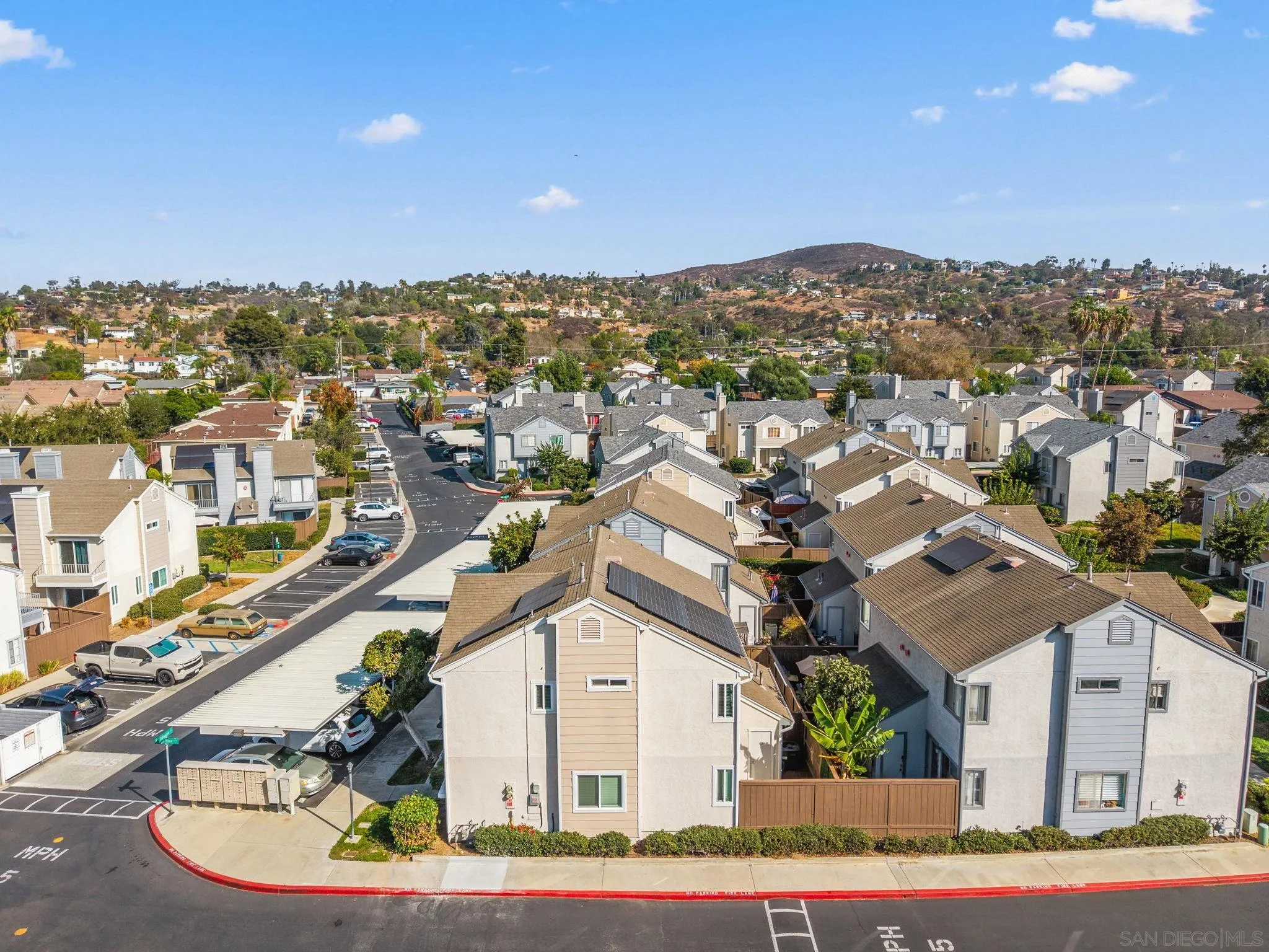 https://cdn.realtyfeed.com/cdn/127/260023445/85f2d7c276f6efa0048d26b2987854d3.webp