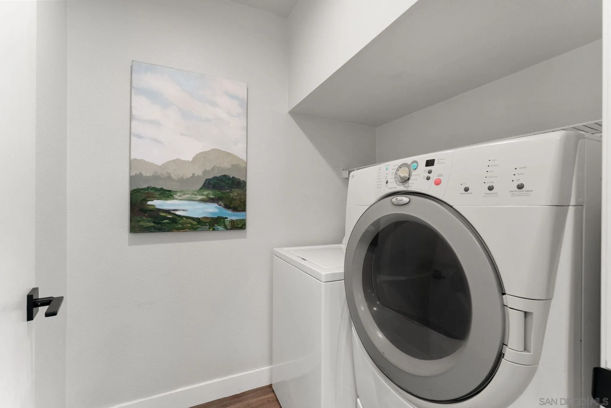 https://cdn.realtyfeed.com/cdn/127/260023445/991bc0940cdfaa8497bc361f2aa46e03.webp